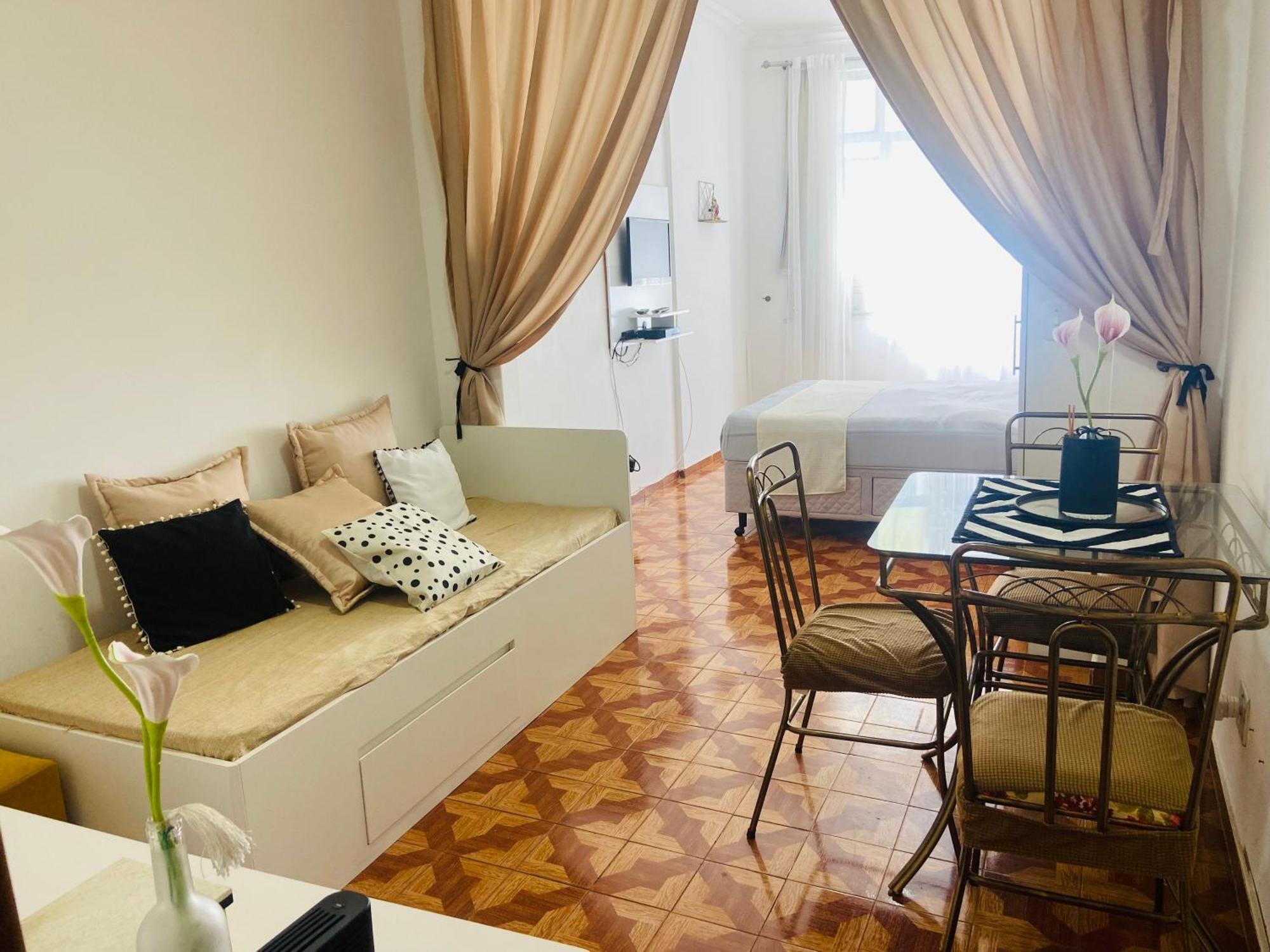 Completo Ao Lado Da De Copacabana Com Ar, Duas Camas, Wifi, Canais A Cabo, Ate 3 Pessoas, Pauloangerami Df125 *