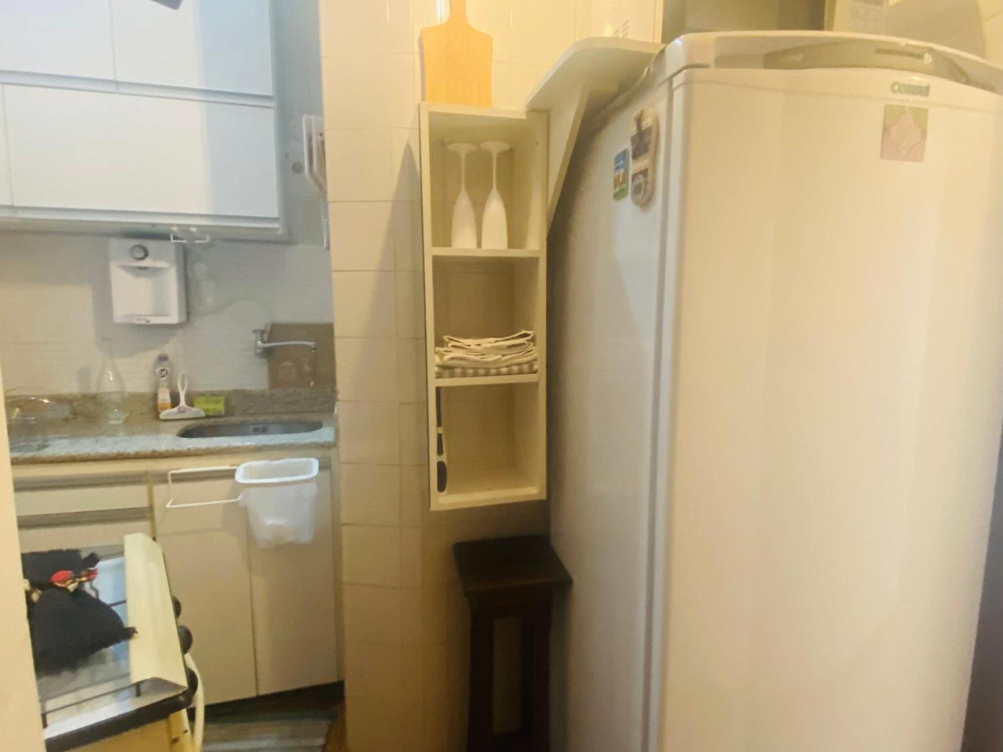 Copacabana: Beachside Comfort With Air Con & Wi-fi Apartamento *