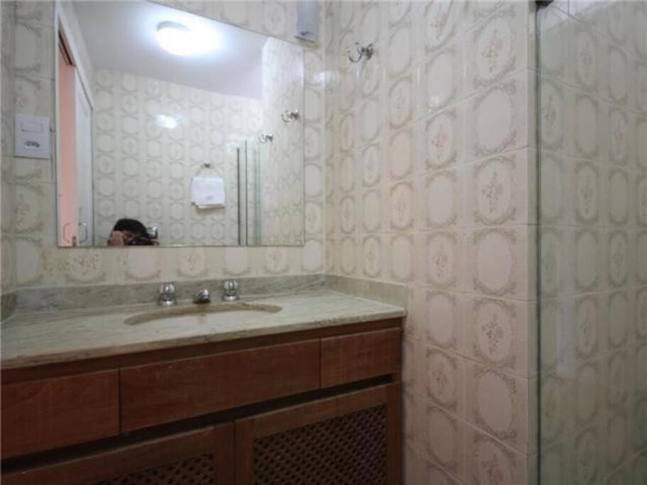 Excelente Leblon 3 Quartos, 2 Quadras Da * Rio de Janeiro