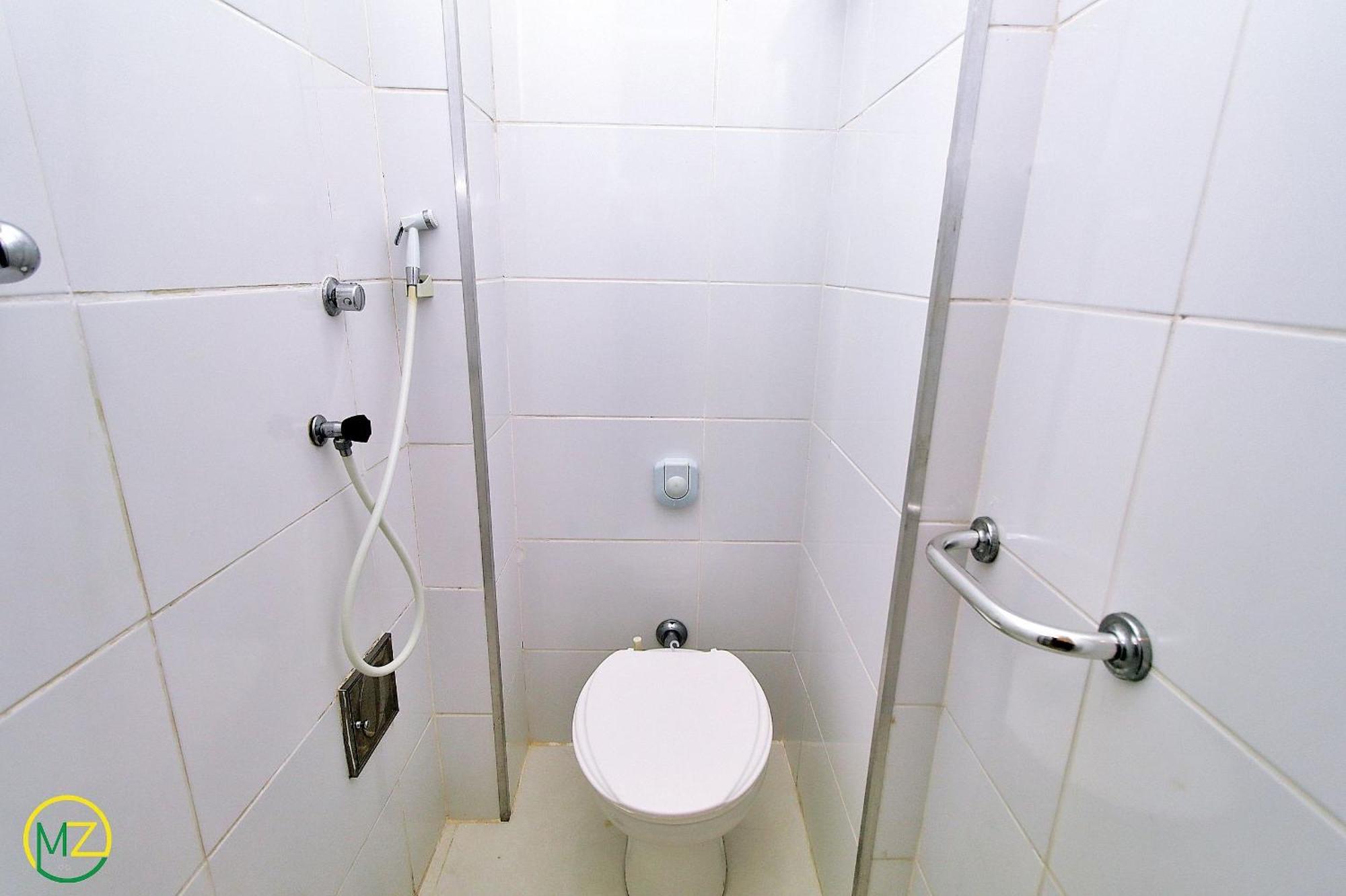 Apartamento Sala E 2 Quartos Econômico No Posto 5 Em Copacabana