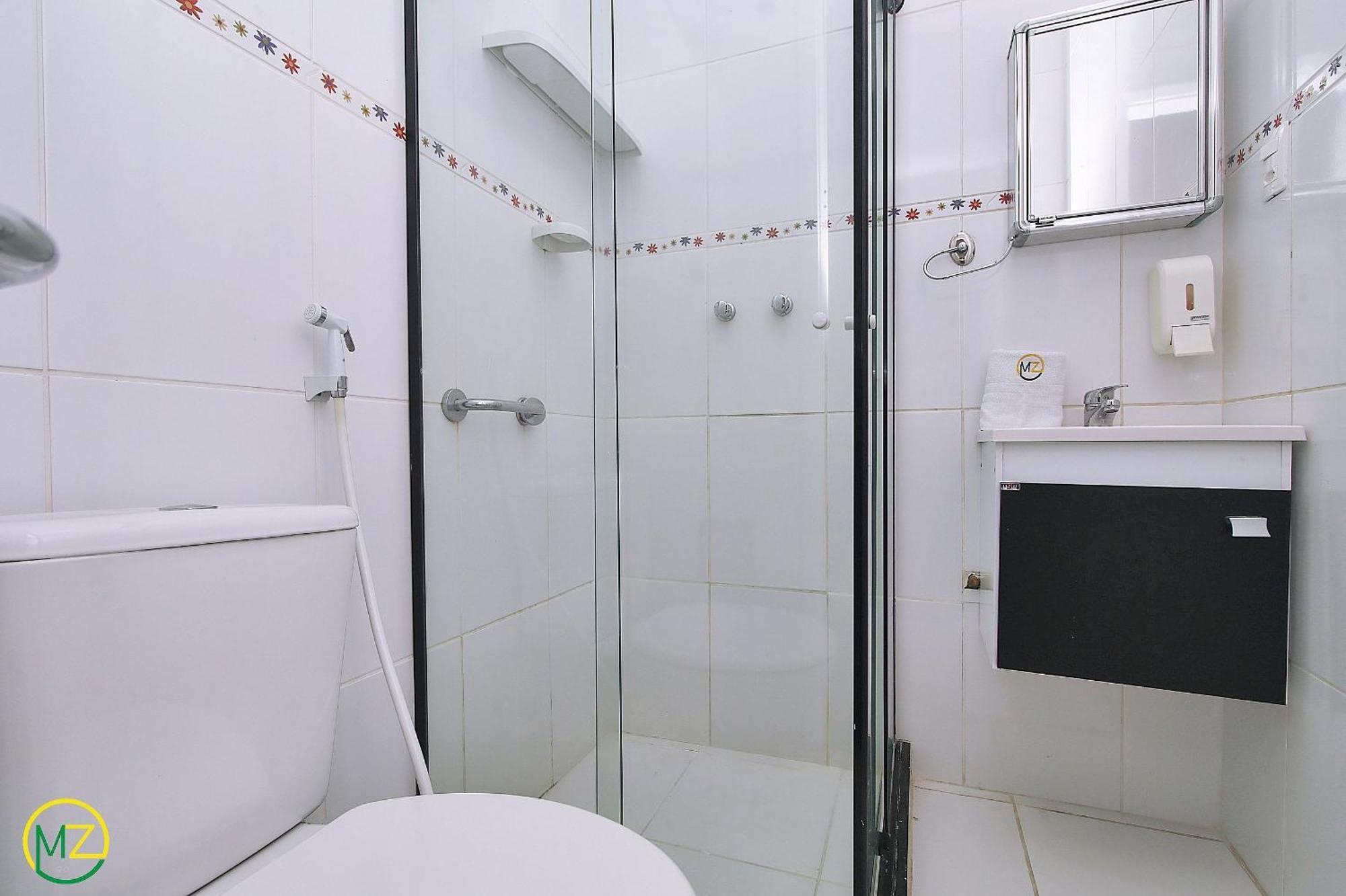 Sala E 2 Quartos Econômico No Posto 5 Em Copacabana * Rio de Janeiro
