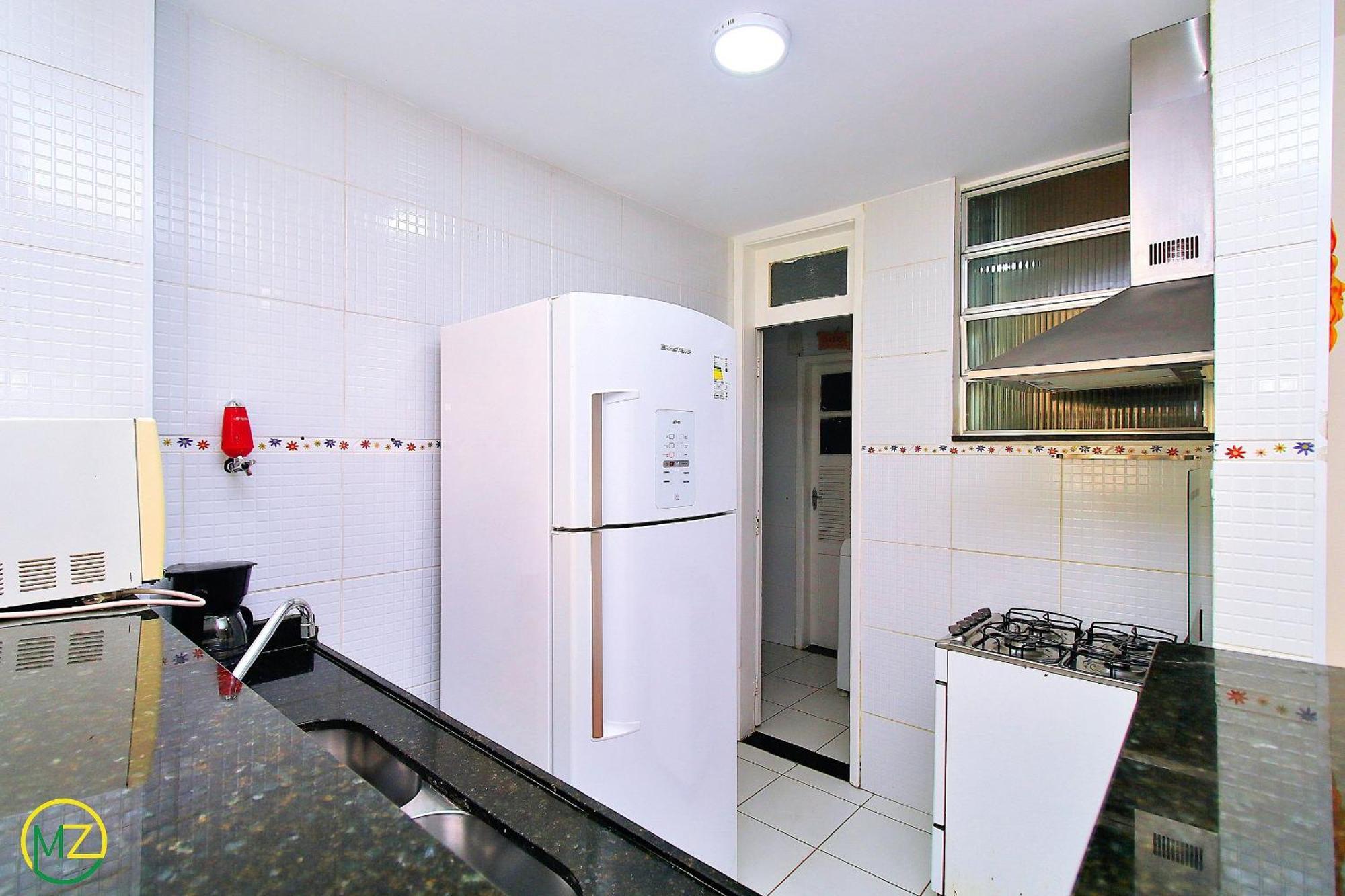 Sala E 2 Quartos Econômico No Posto 5 Em Copacabana * Rio de Janeiro