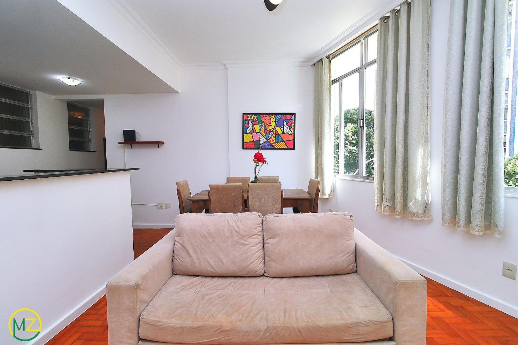Sala E 2 Quartos Econômico No Posto 5 Em Copacabana