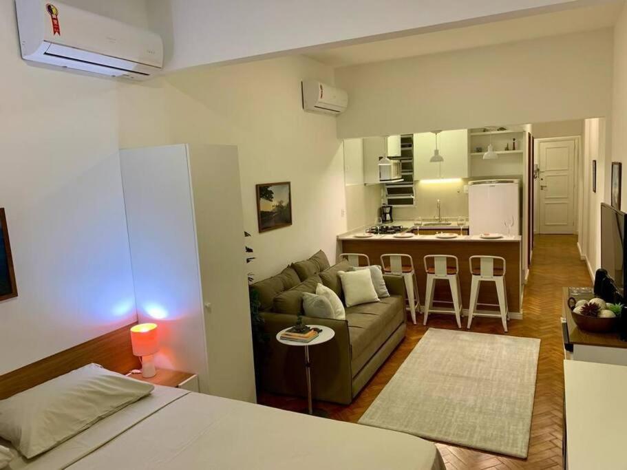 Apartamento 100 Metros Da Copacabana Rio de Janeiro