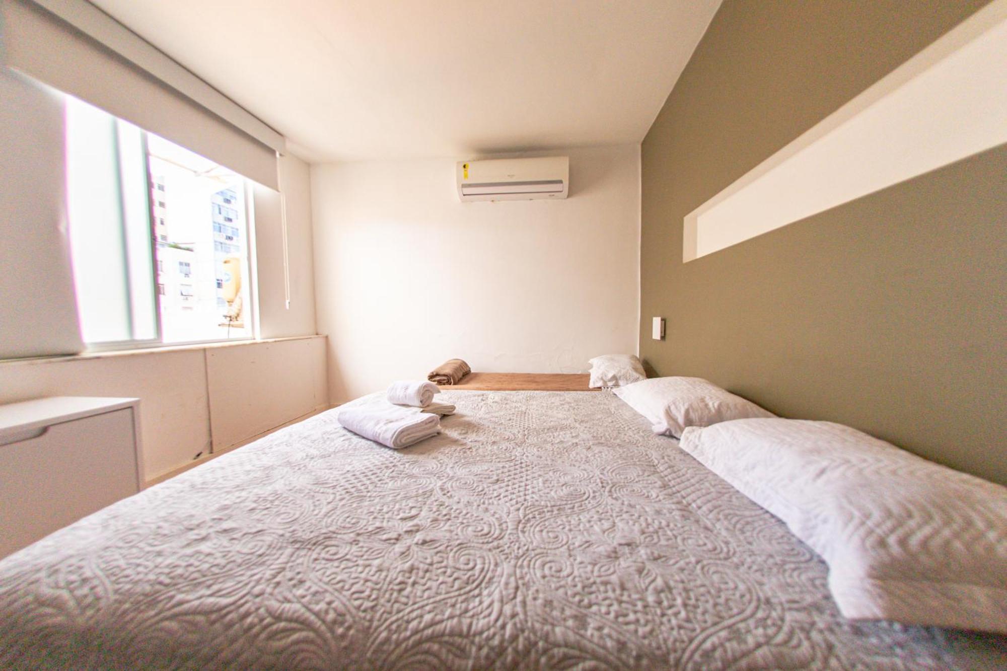 Apartamento Duplex Ipanema Vinícius De Moraes *
