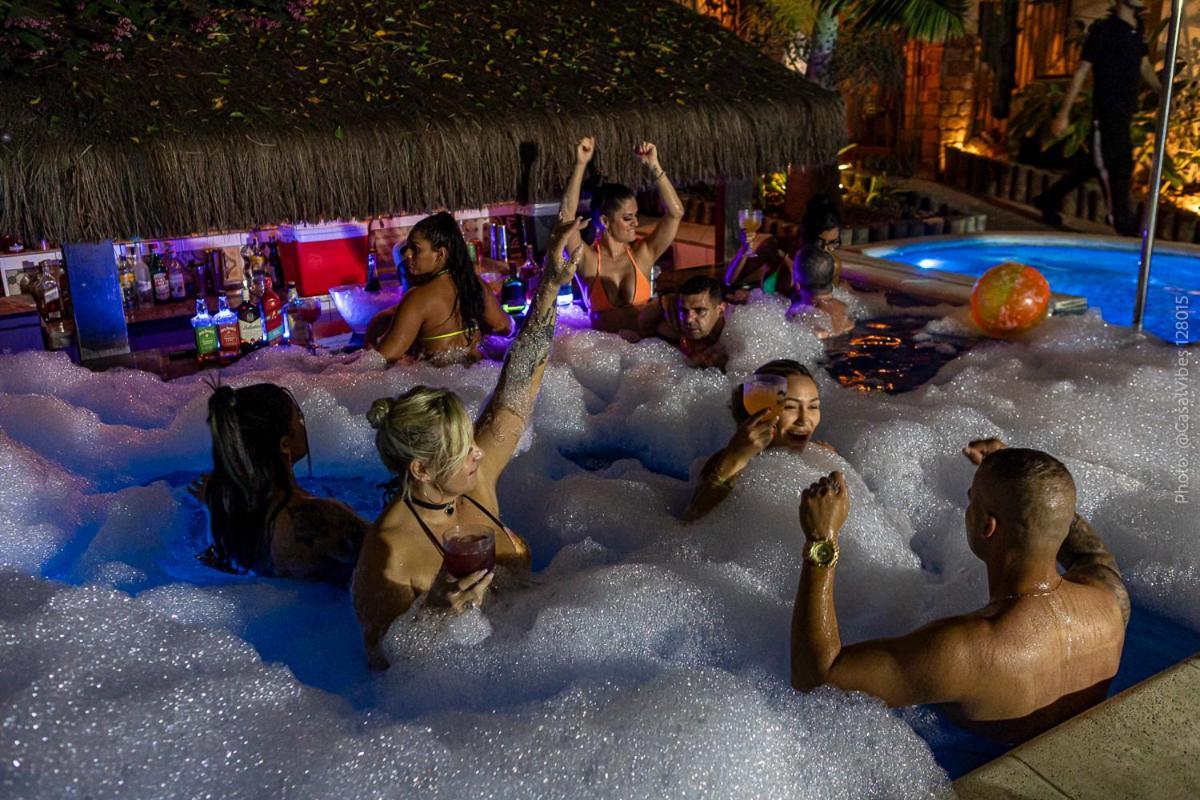 Riozin Liberal - Somente Adultos - Clothing Optional - Lifestyle * Rio de Janeiro