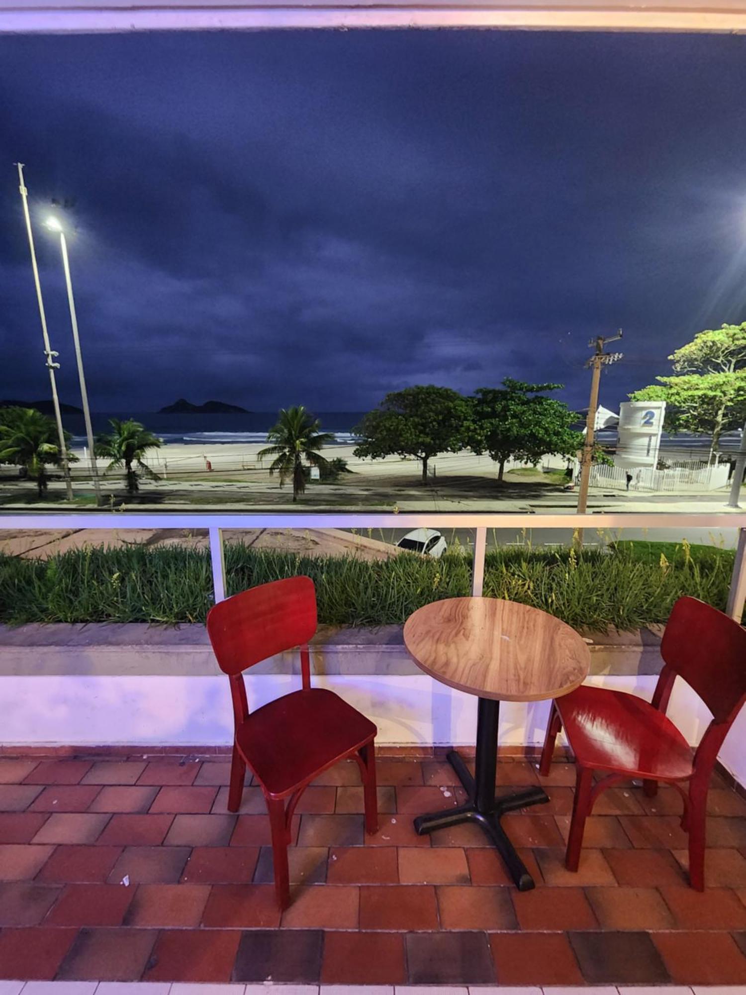 Apartamento Beira Mar Vista E Montanha