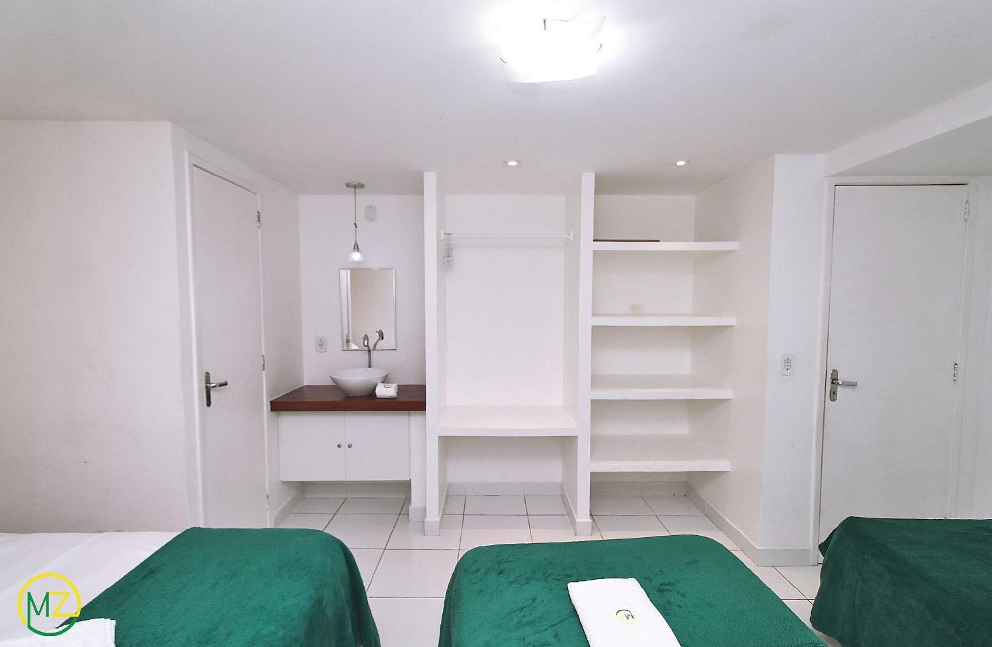 De 2 Quartos Econômico E Espaçoso No Charmoso Bairro Do Leme 8 Pessoas * Rio de Janeiro