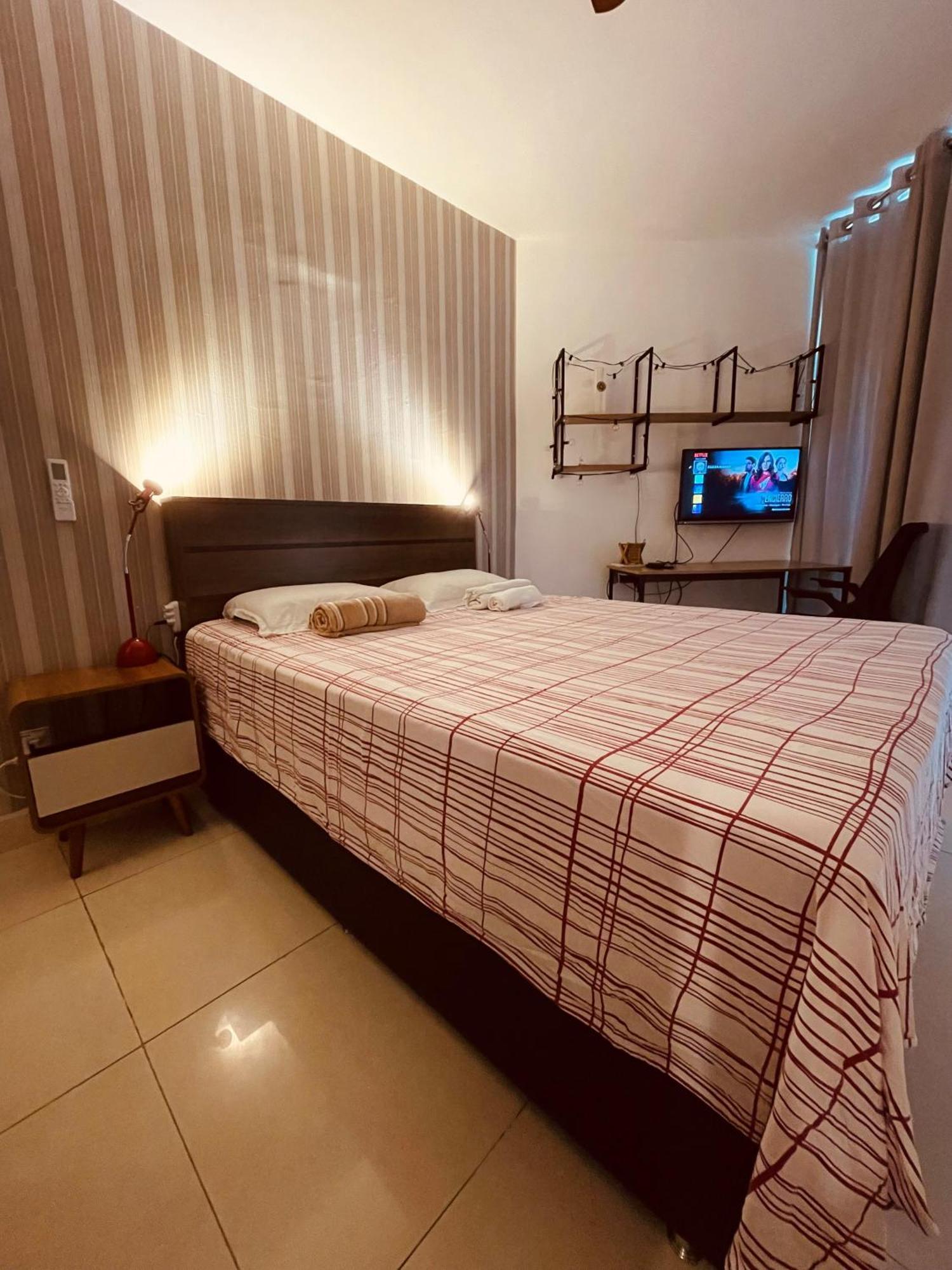Apartment Pe Na Areia: Beachfront With Ocean View