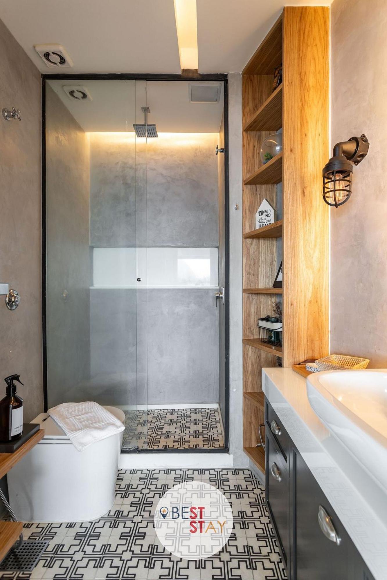 Apartamento No Coração Do Leblon, Com Limpeza Diária Incluída *