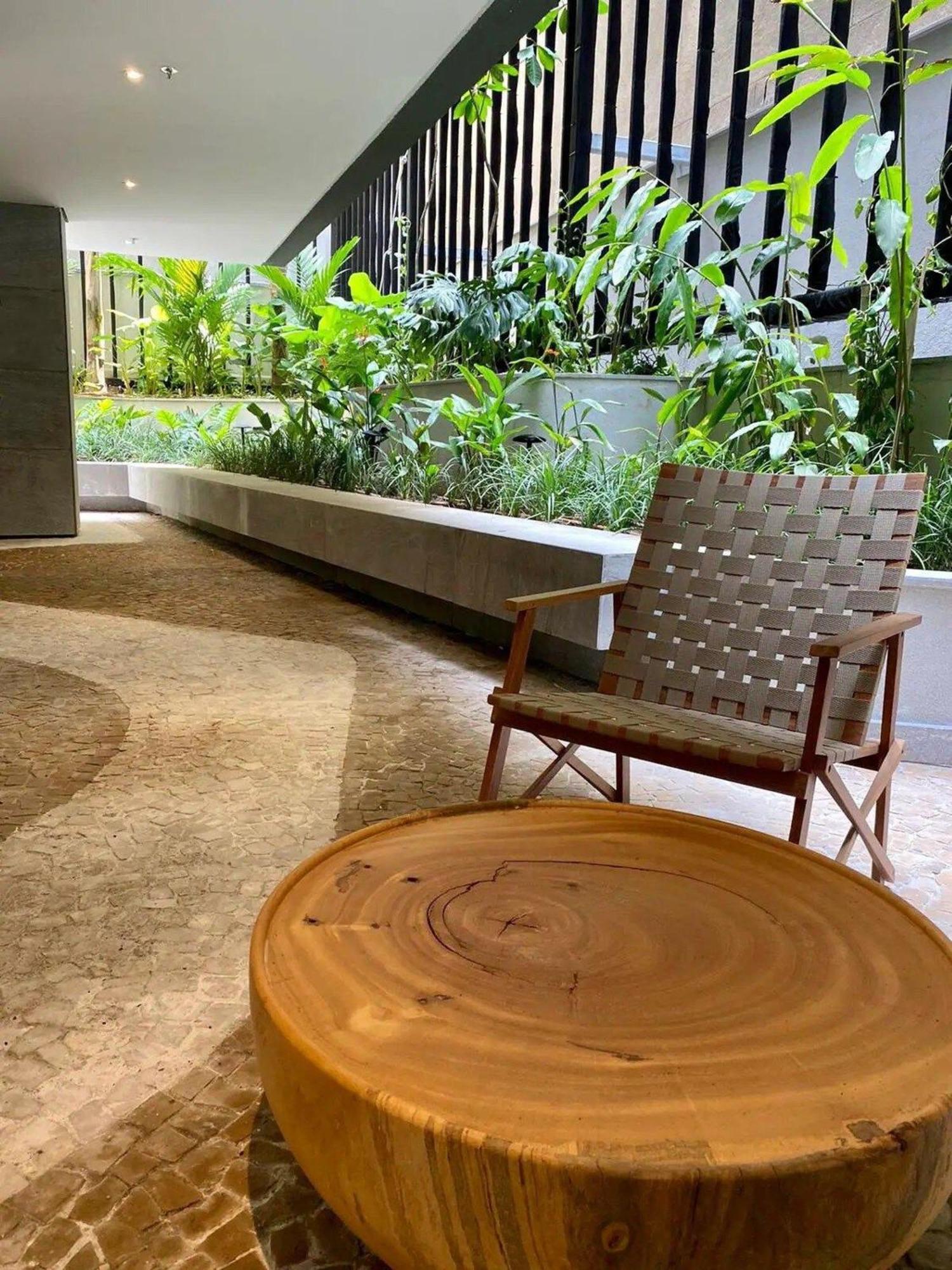Flat Av. Atlantica Em Frente Ao Mar, Estrutura Total Apartamento