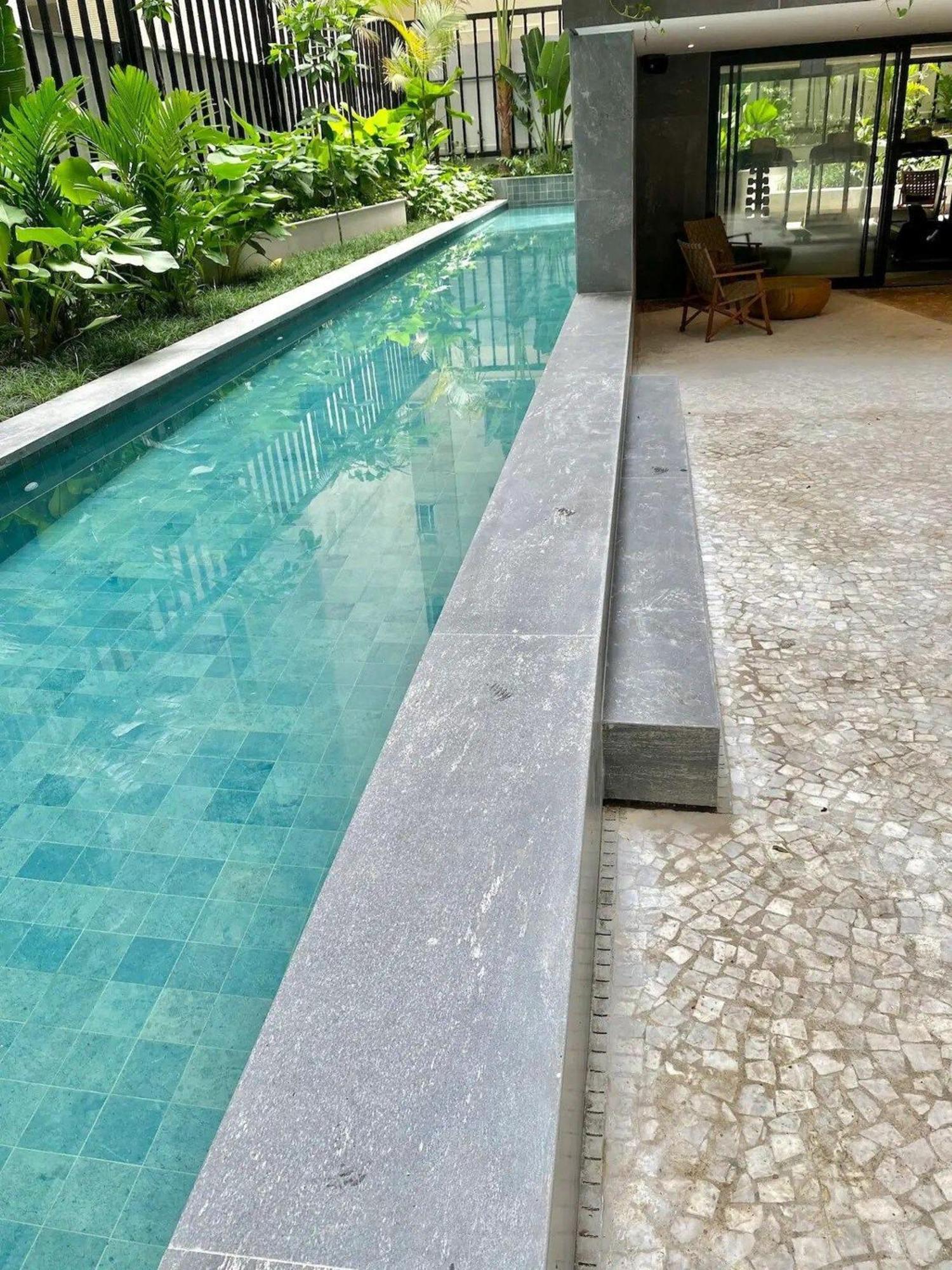 Flat Av. Atlantica Em Frente Ao Mar, Estrutura Total Apartamento
