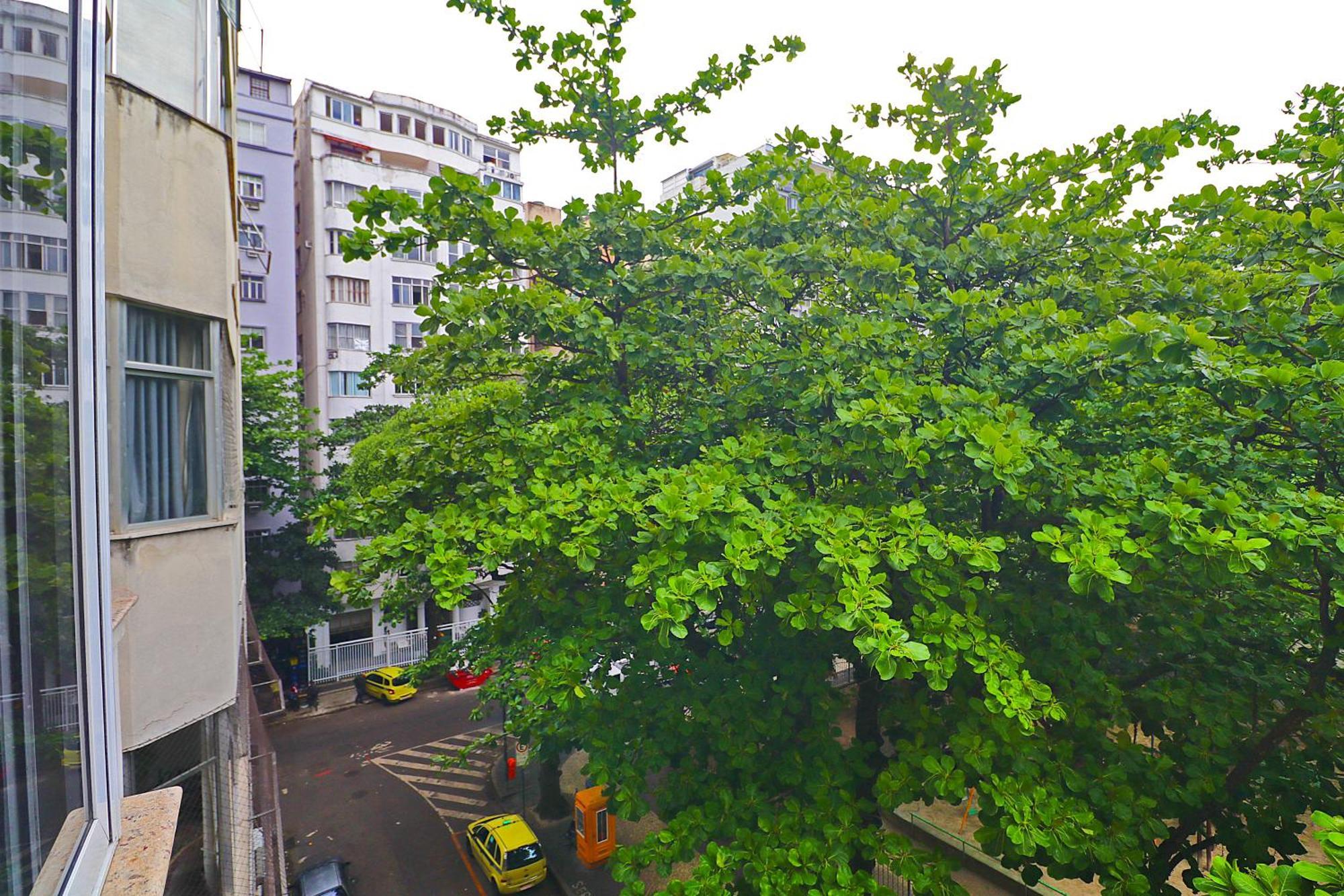 Apartamento 3 Quartos, 2 Minutos Andando Ate A T011 Rio de Janeiro