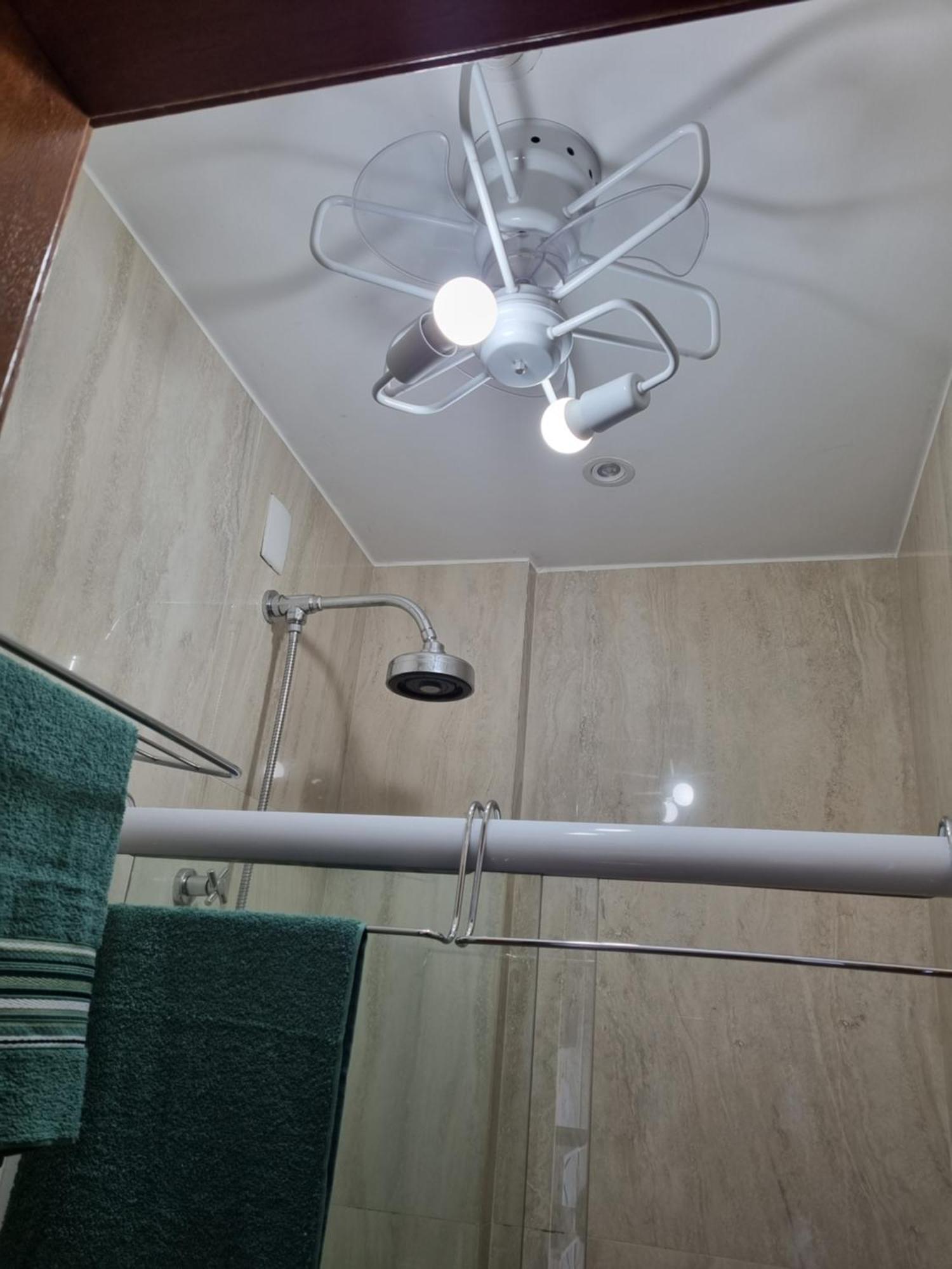 Homestay C: Panoramic Rio Views Near Iconic Beaches Rio de Janeiro