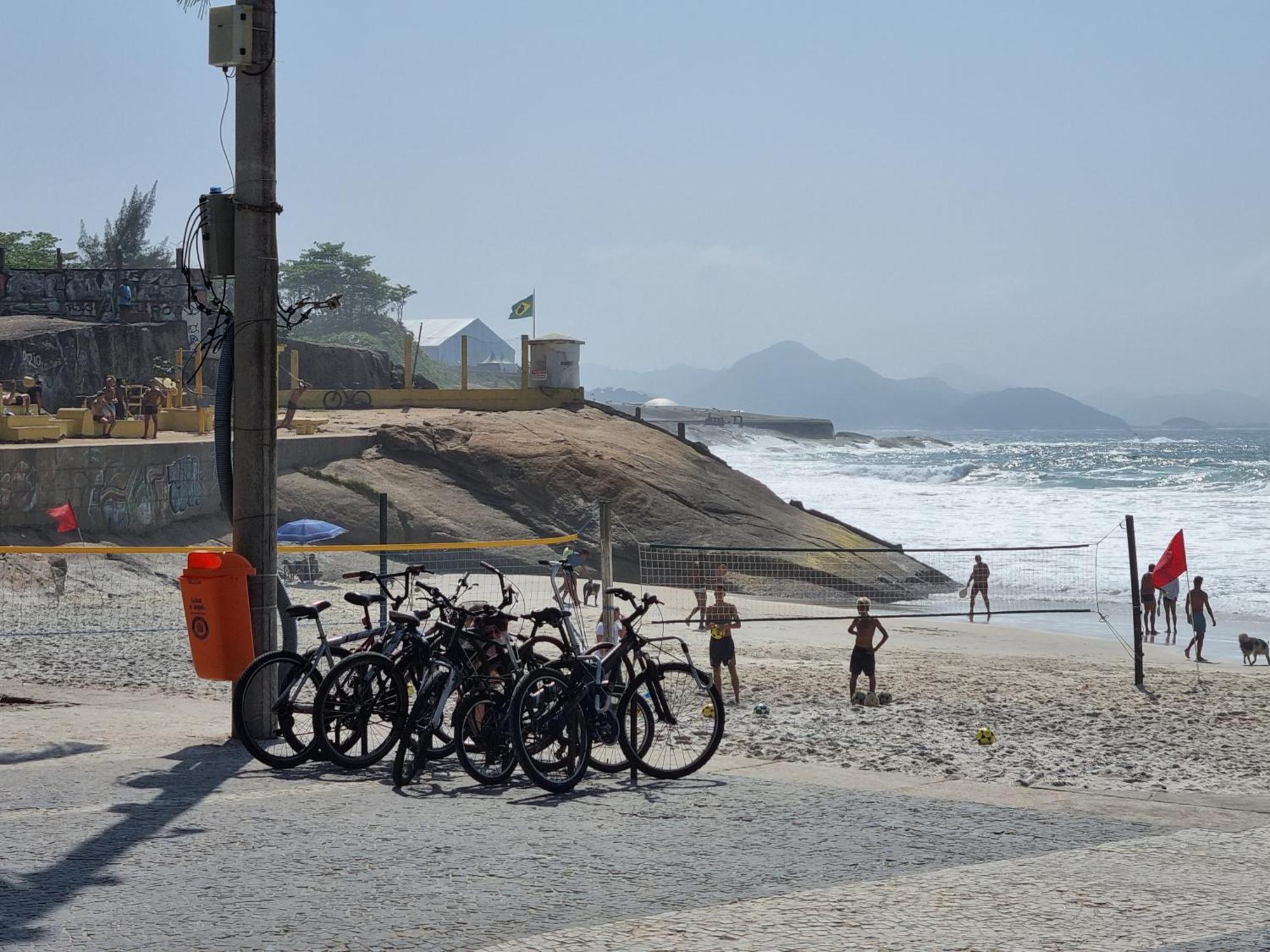 C: Panoramic Rio Views Near Iconic Beaches Homestay Rio de Janeiro