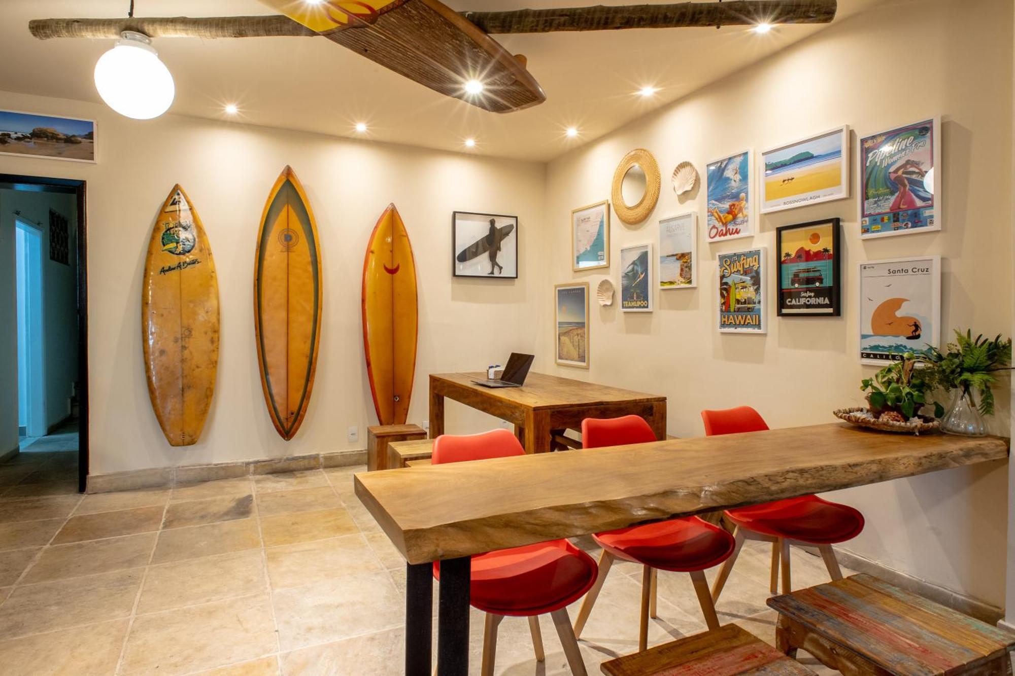 Hostel Longboard Paradise