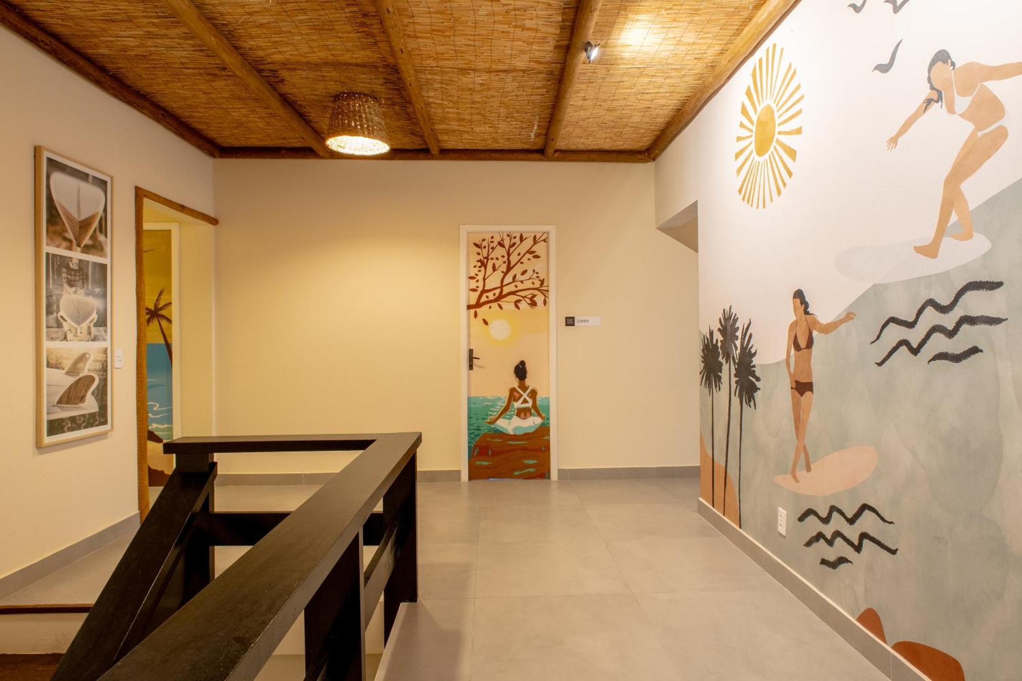 Longboard Paradise Hostel