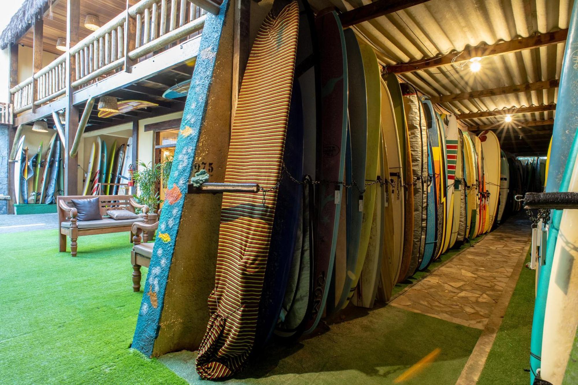 Hostel Longboard Paradise *