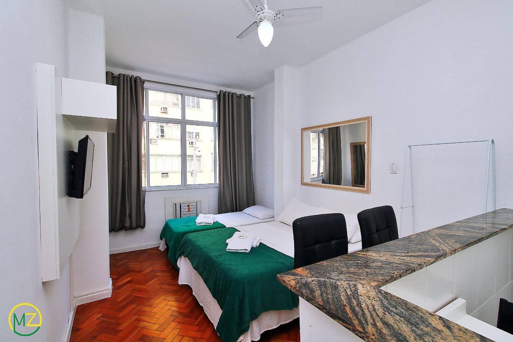 Apartamento Muito Economico P/ 3 Pessoas Em Copacabana *