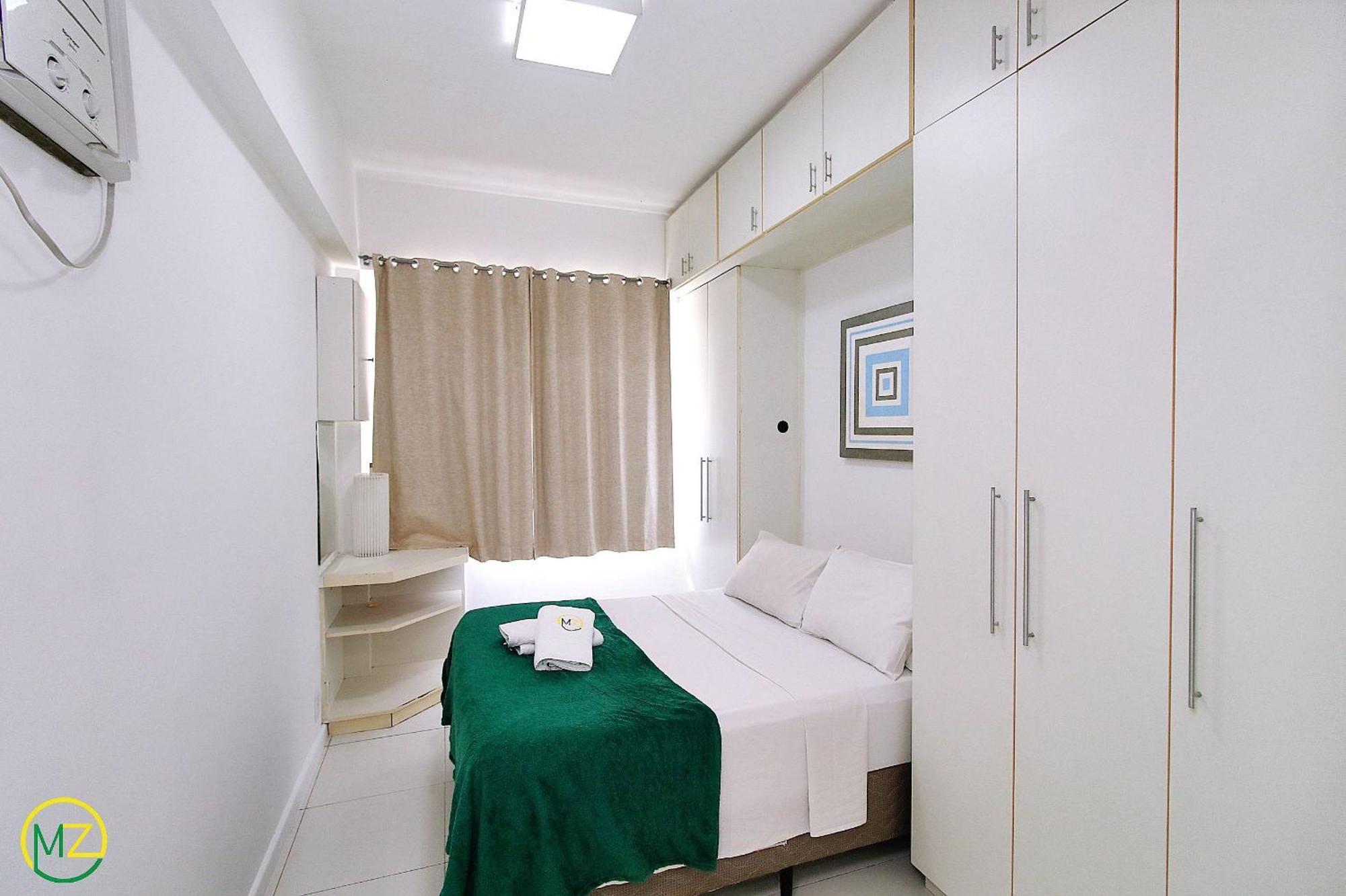 Na Avenida Atlantica De Frente A Apartamento