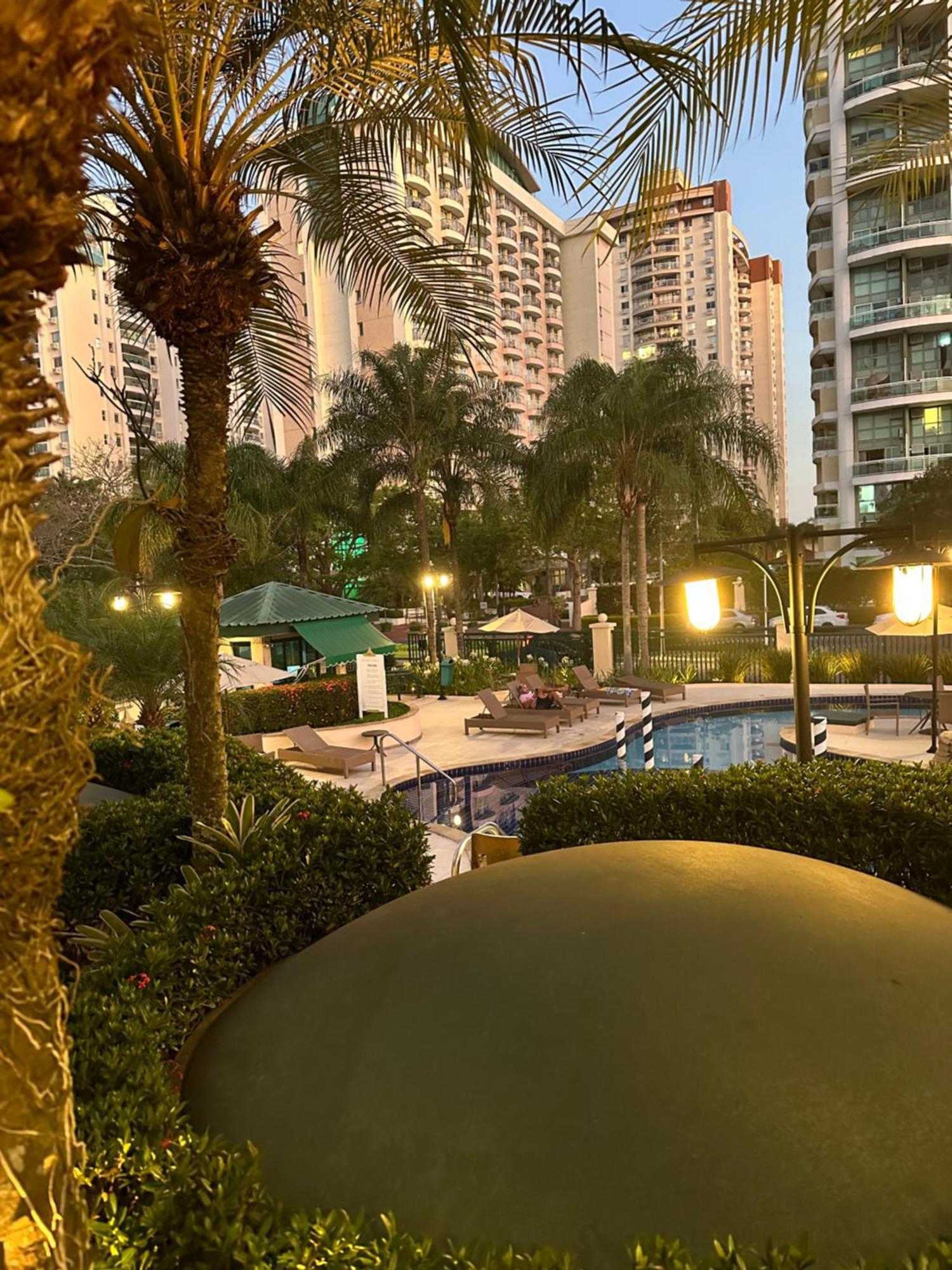 Aparthotel Flat Com Vista Panoramica -15- Na Barra Da Tijuca - Estacionamento Gratuito - Frigobar - Ar Condicionado - Piscina - Academia - Balsa Gratis - Varanda - Vista Parcial Mar E Lagoa