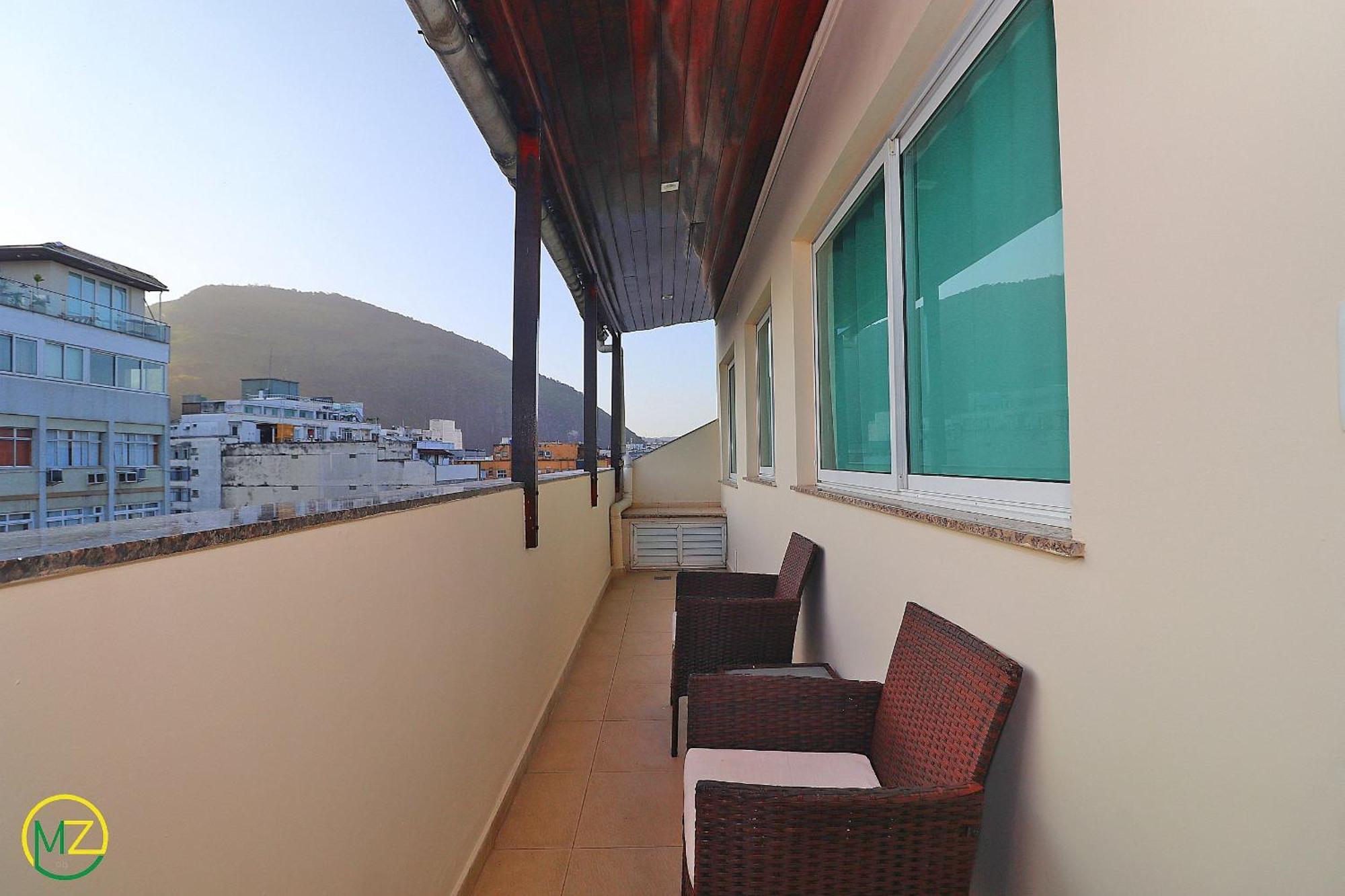 Linda Cobertura De 3 Quartos Em Copacabana Com Jaccuzzi E Terraço Em Copacabana! Apartamento