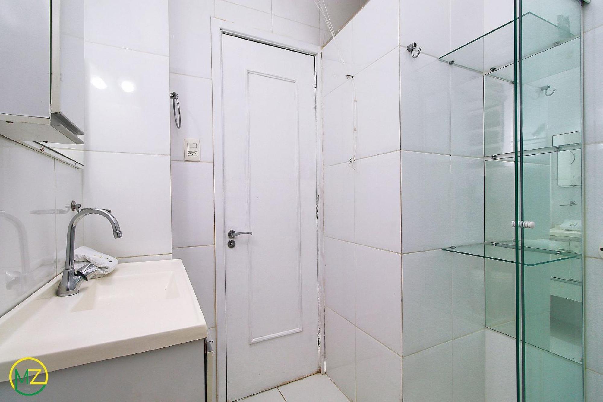 Apartamento Simples E Barato Em Copacabana P/ 4 Pessoas *