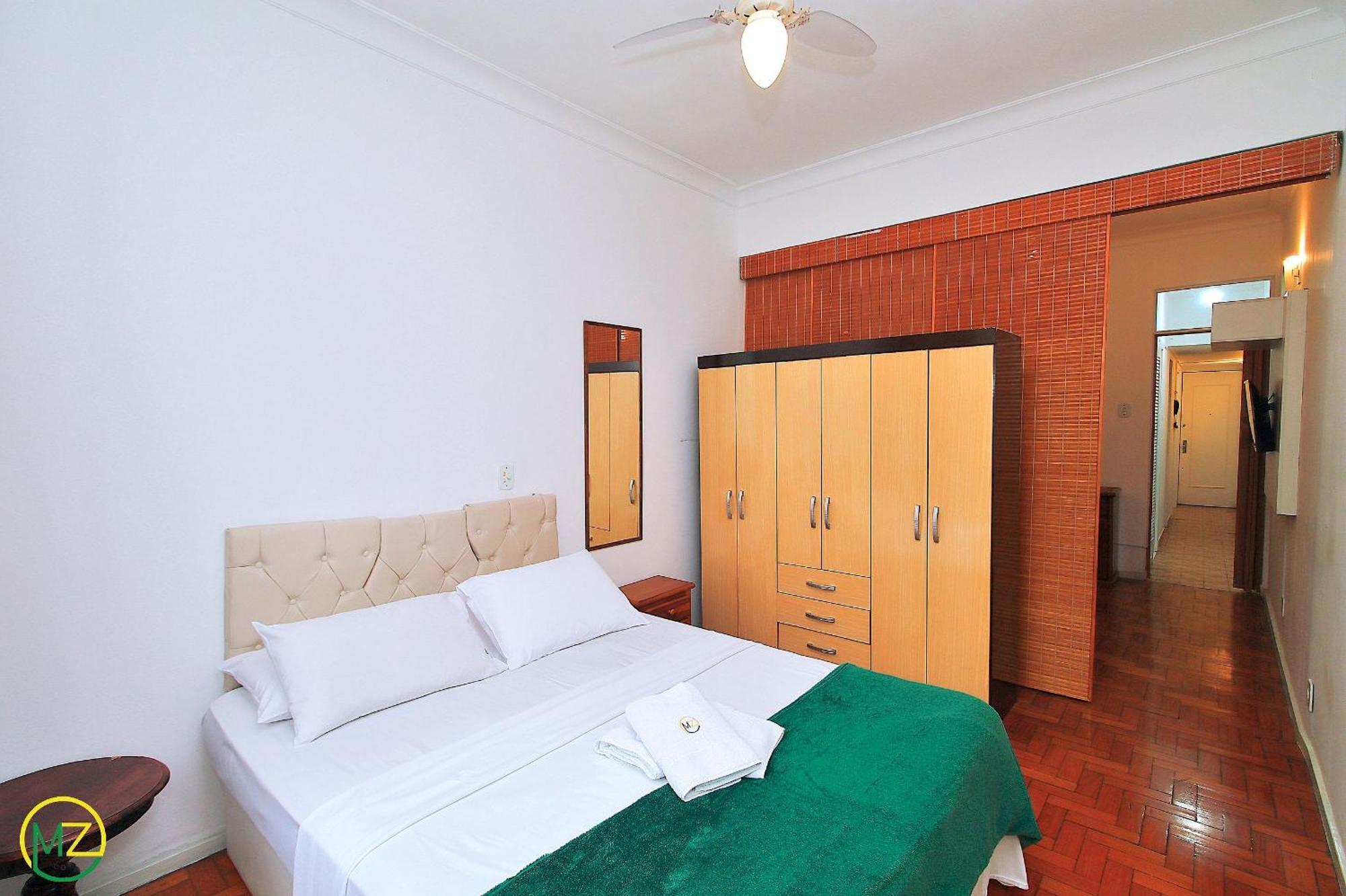 Simples E Barato Em Copacabana P/ 4 Pessoas Apartamento *