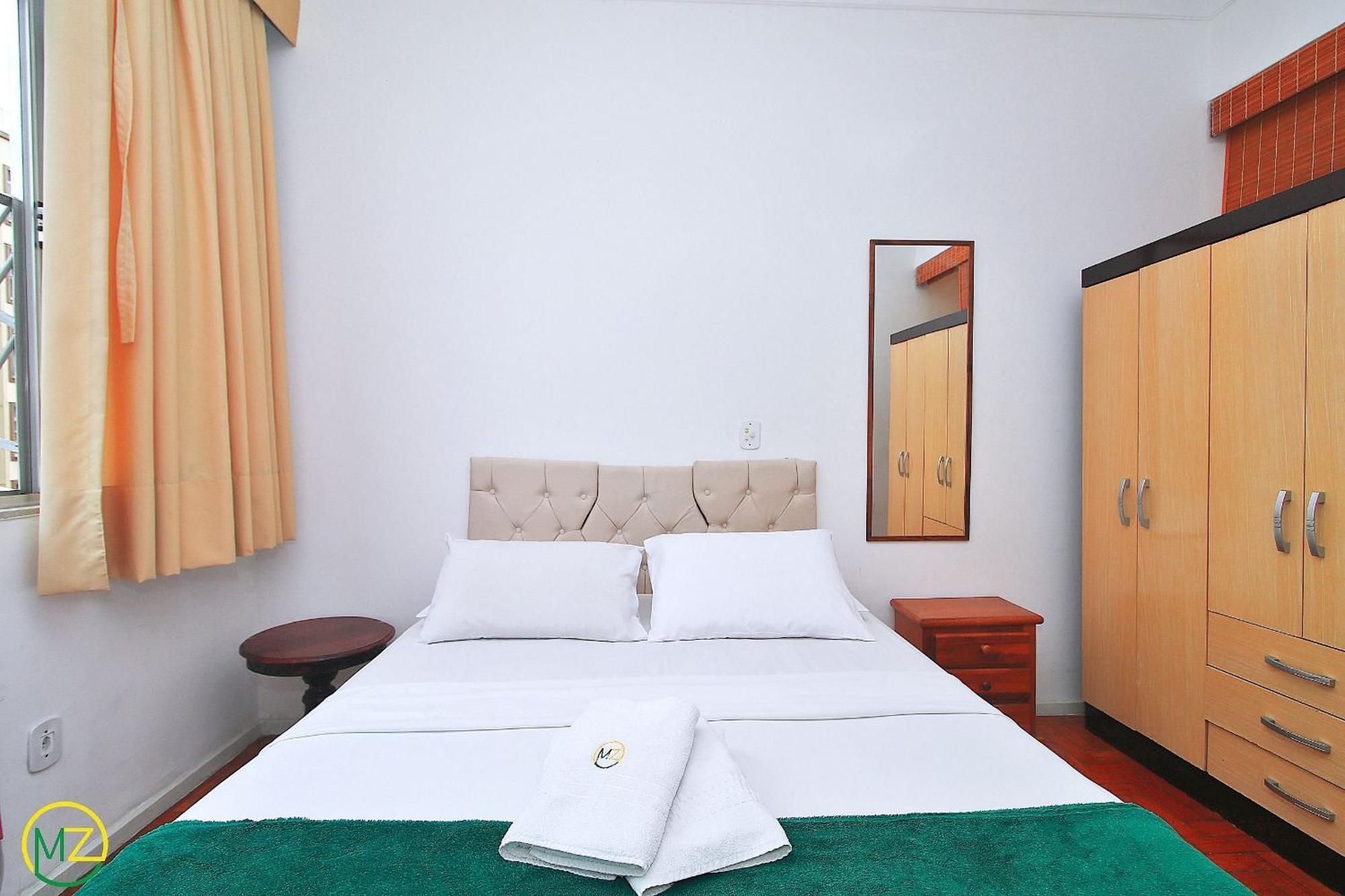 Simples E Barato Em Copacabana P/ 4 Pessoas Apartamento *