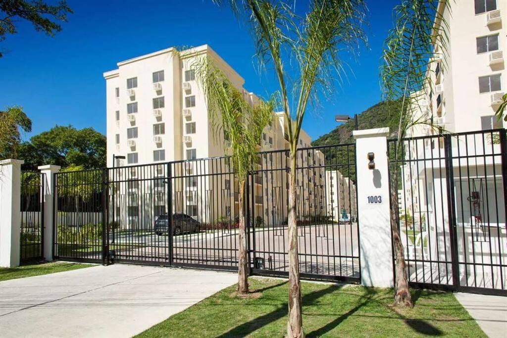 Otimo Lazer Completo, 2 Quartos, Praias, Junto A Natureza ,1km Rio Centro 4kmpolimpico &arena Apartment *