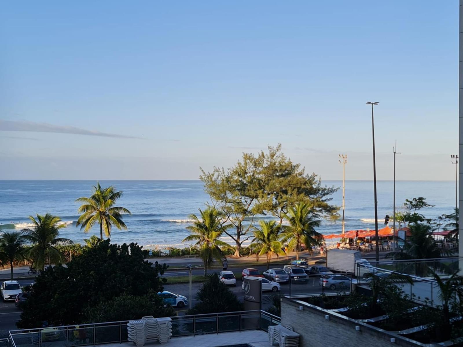 Apartamento Em Frente A Praia, Com Vista Mar E Ao Lado Do Wndsor *