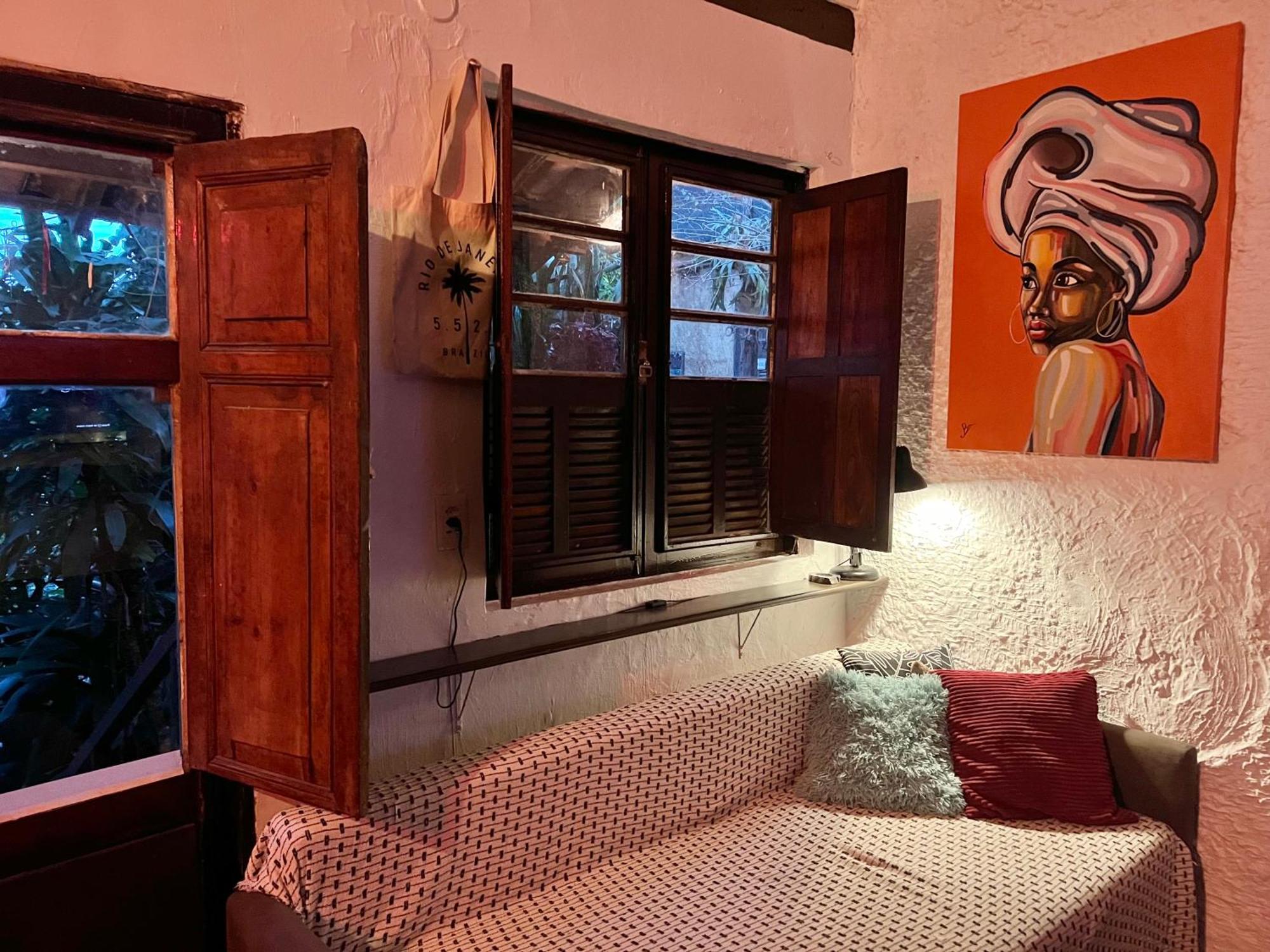 Casa de férias Amazing Forest House In The City! Private Guest - Double *