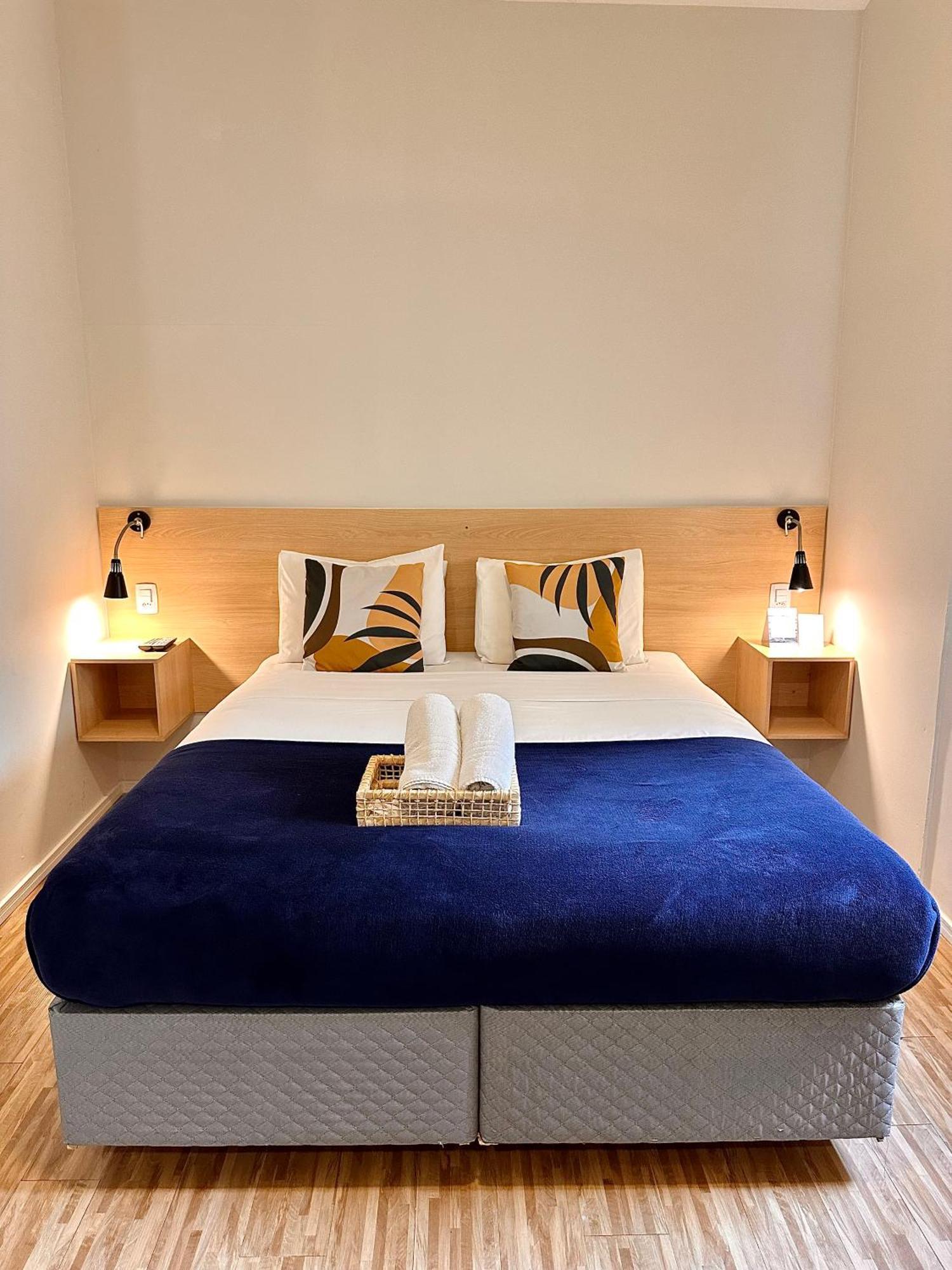 Aparthotel Injoy & Aparts
