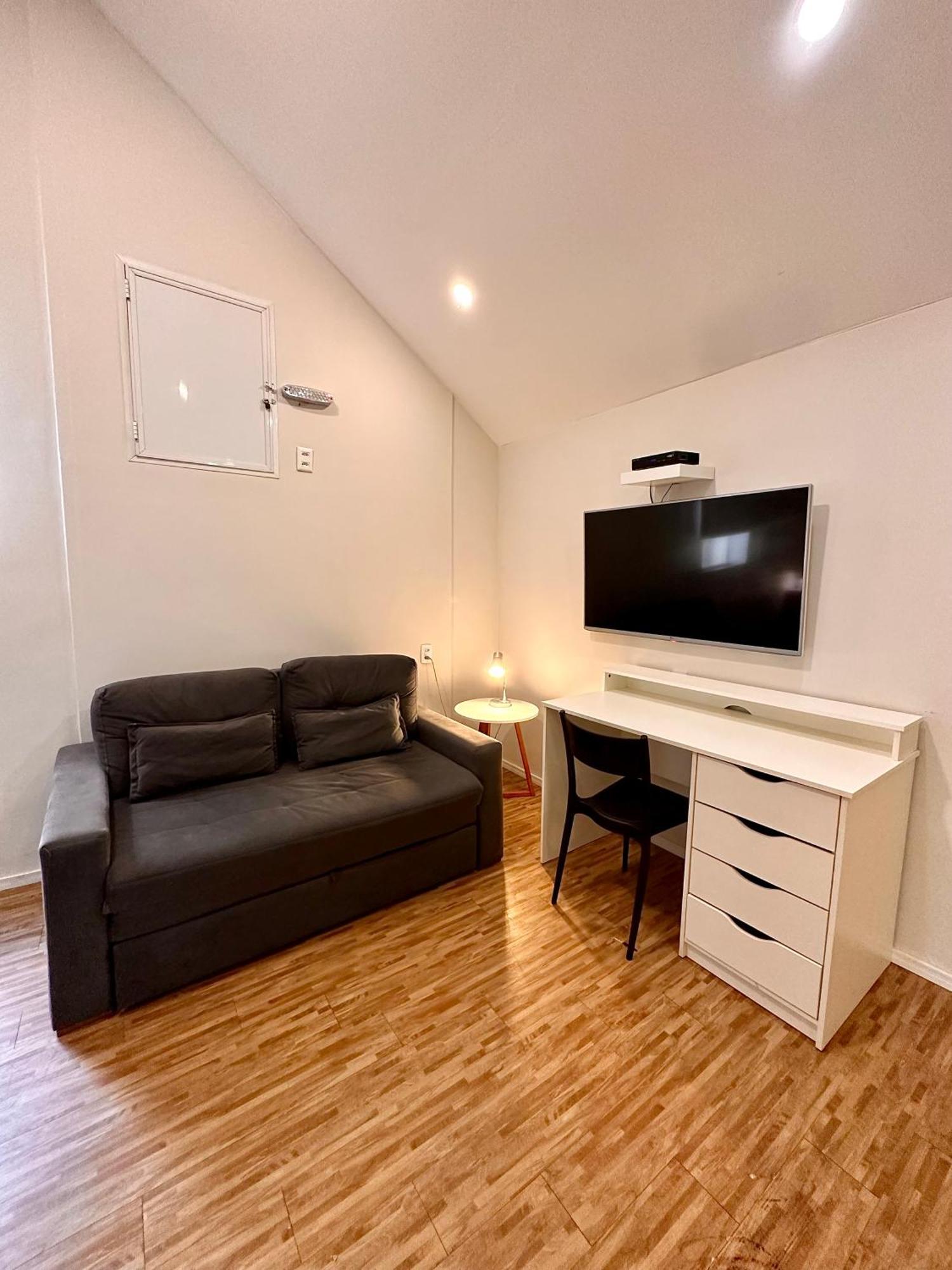 Aparthotel Injoy & Aparts