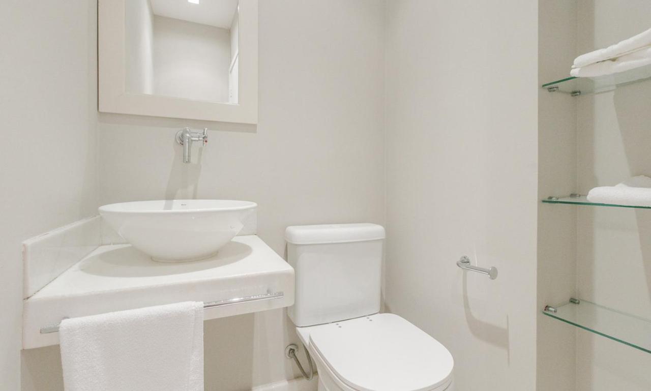 Tabas Maravilhoso Ape 3 Quartos Leblon Lb0035 Apartment