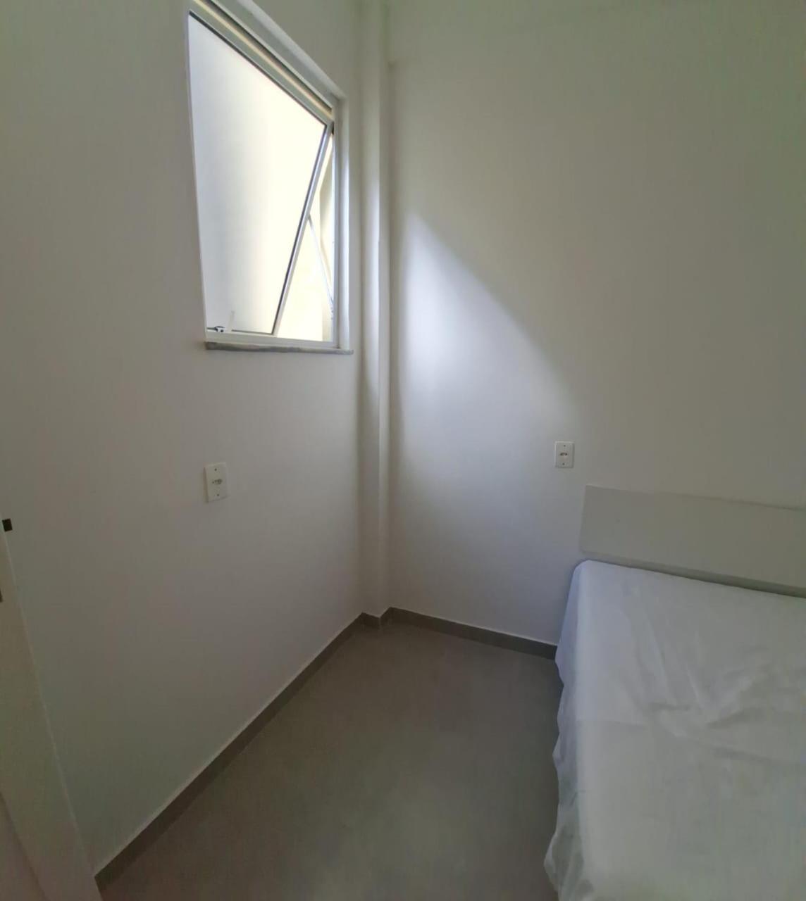 Confortavel Gloria -