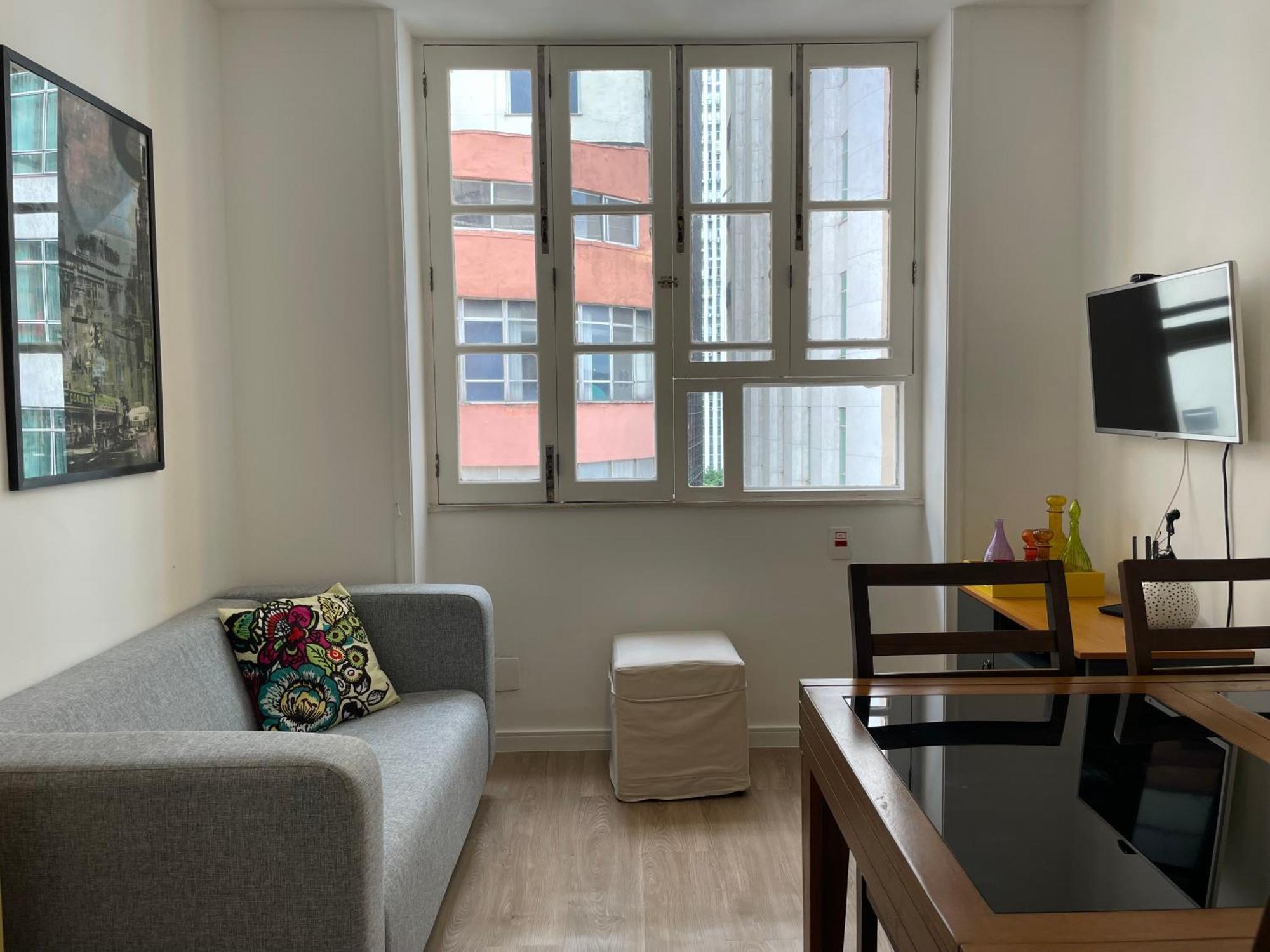 Apartamento Cinelandia Art Deco - 2qts Ao Lado Do Metro, Wifi E Cozinha Completa *