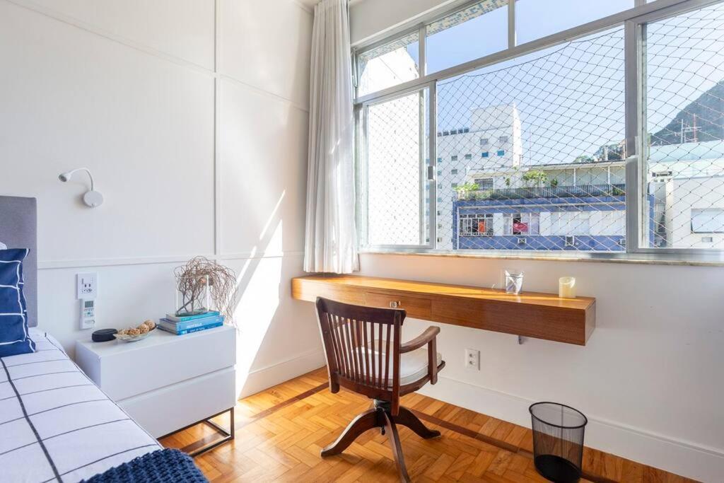 Apartamento Curtacopacabana: 1qto, Estiloso, 400mb, 5min *