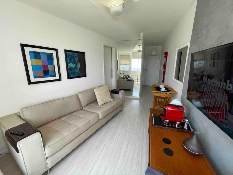 Apartamento Super Com Excelente Localizacao, Proximo A