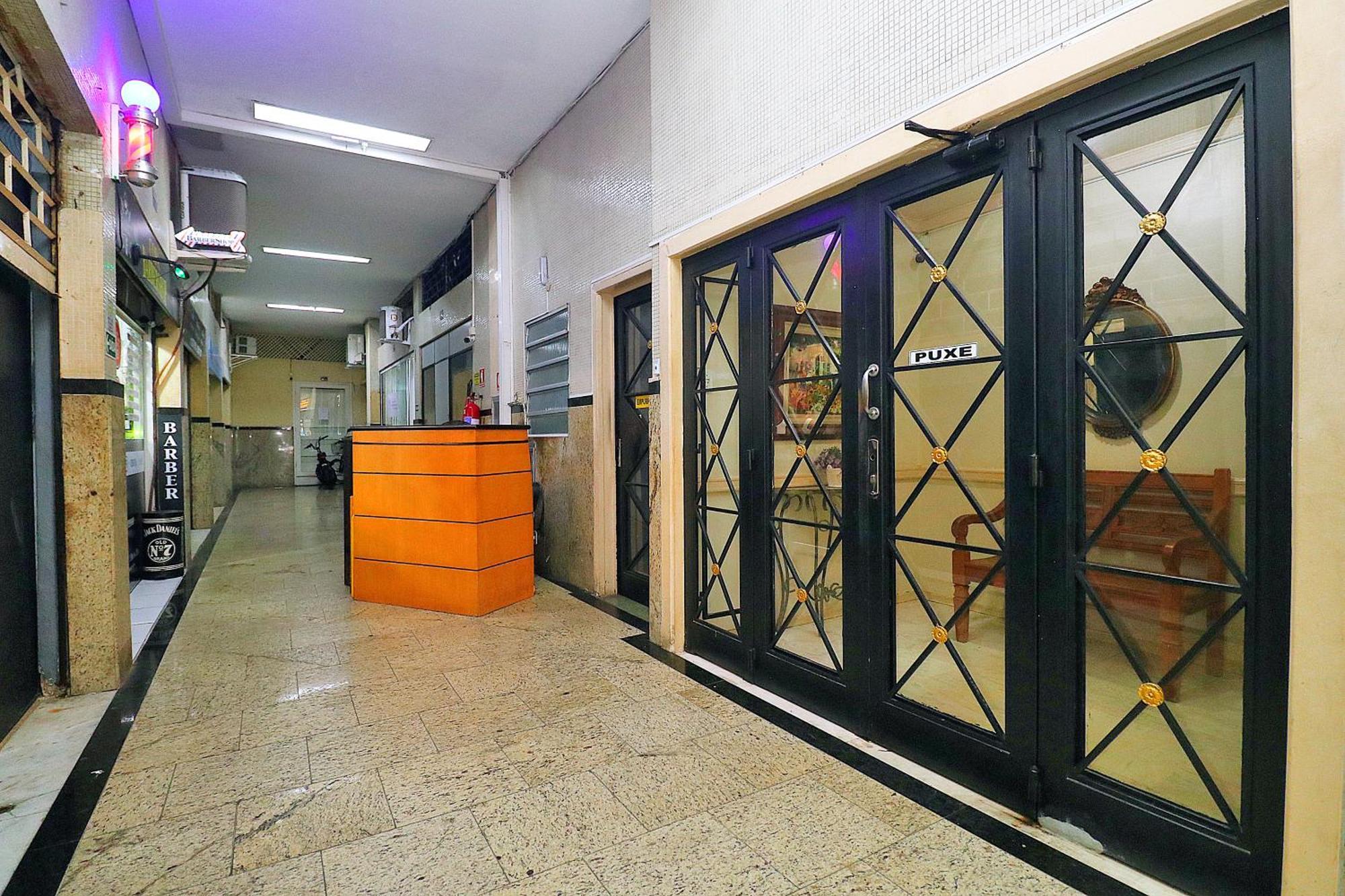Quarto&sala A 150m Da | U052 Apartamento