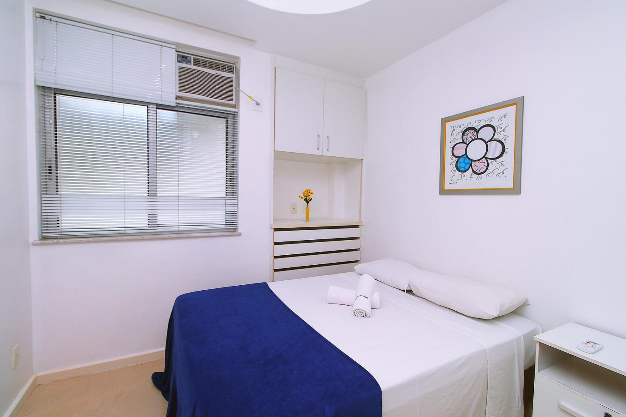 Quarto&sala A 150m Da | U052