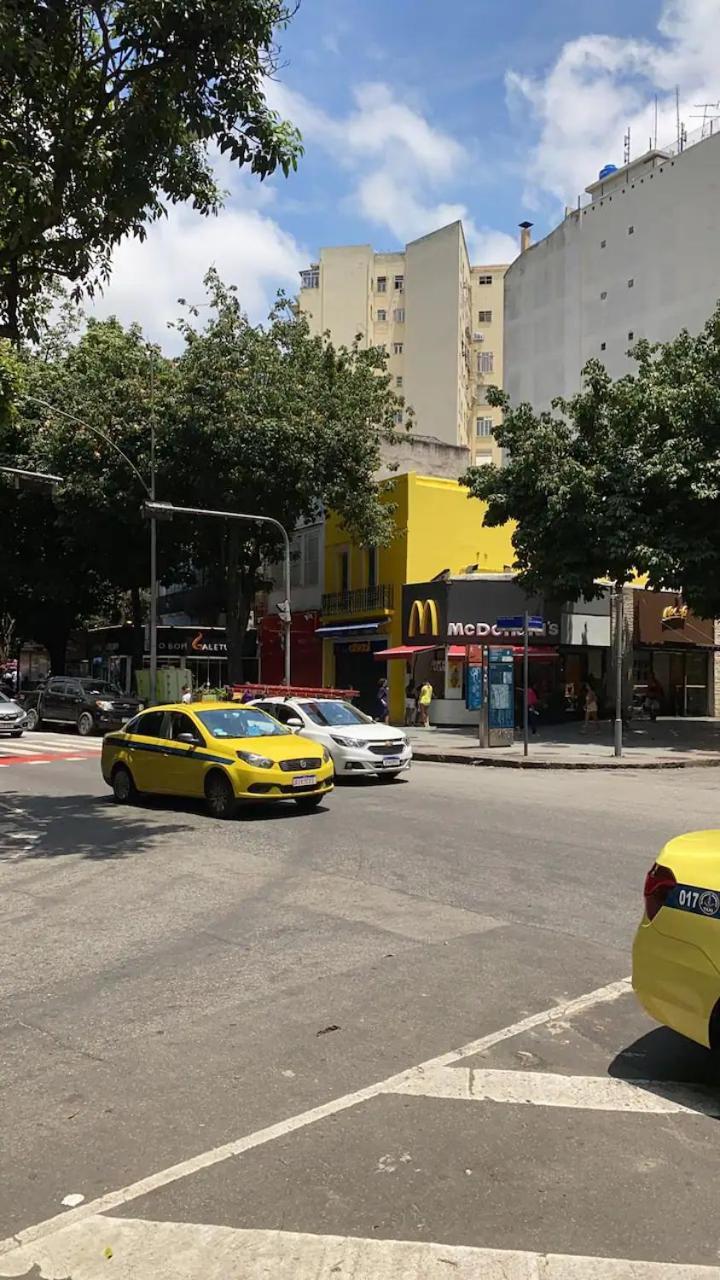 Tipo Com Uma Linda Sacada Apartamento Rio de Janeiro