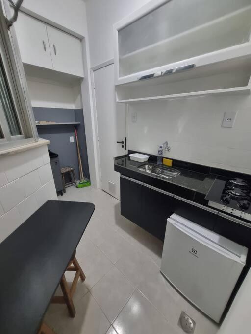 Apartamento Copacabana_compacto_wifi_praia