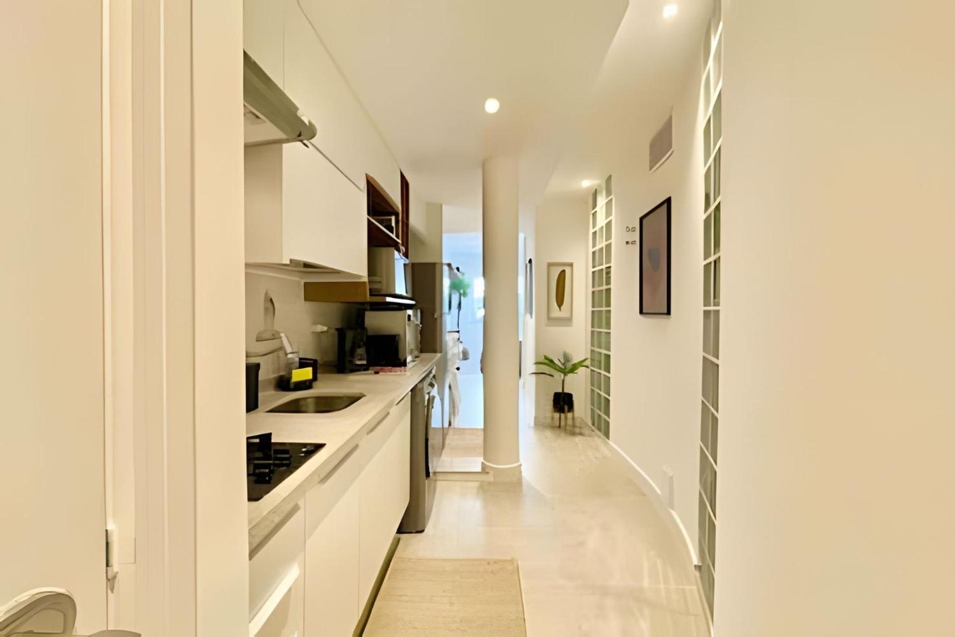 Apartment Design And Location Up T0 3 In Th Heart Of Ipanema Rio de Janeiro