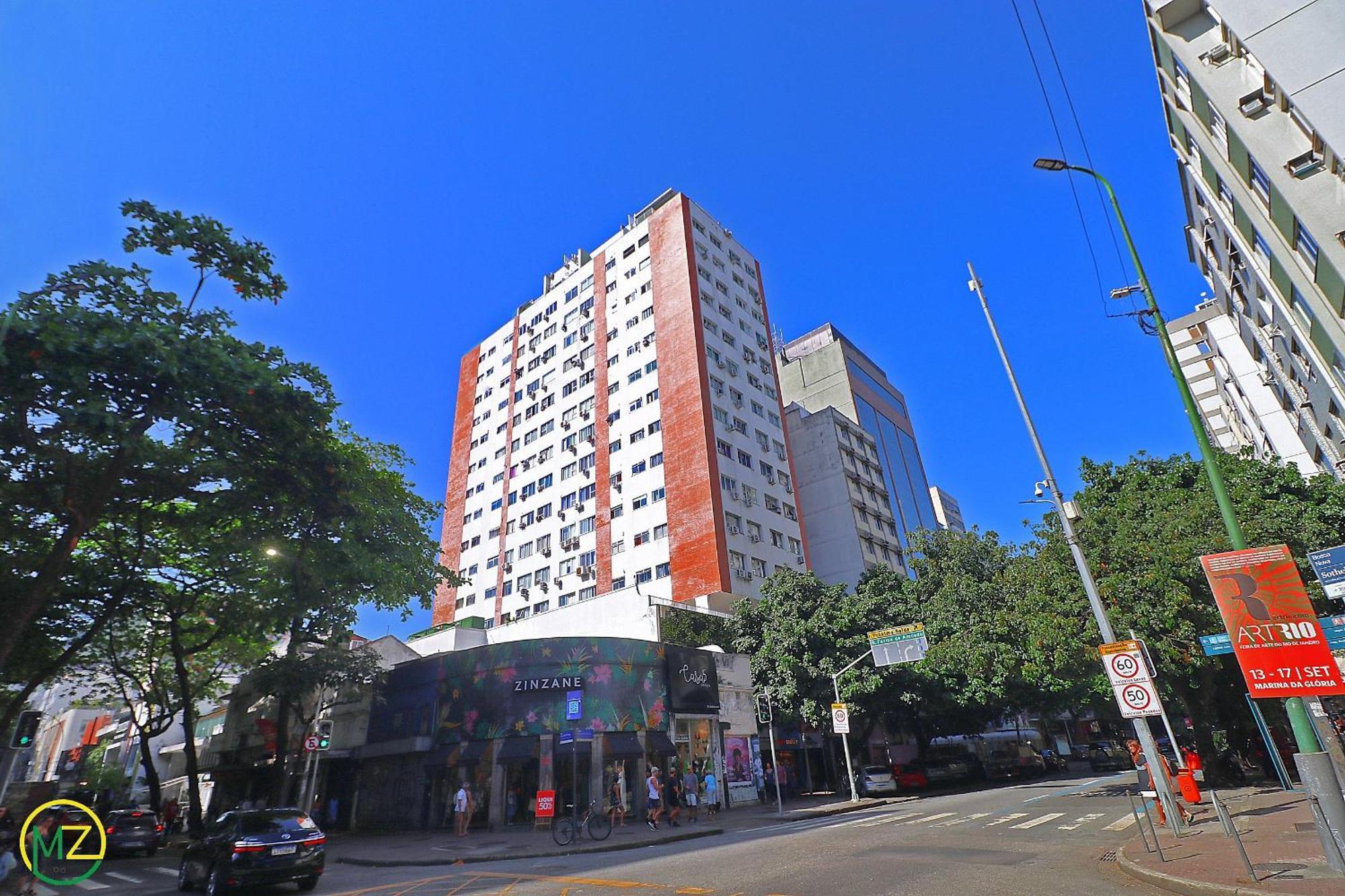 Cobertura Triplex De Luxo No Posto 9 Em Ipanema *