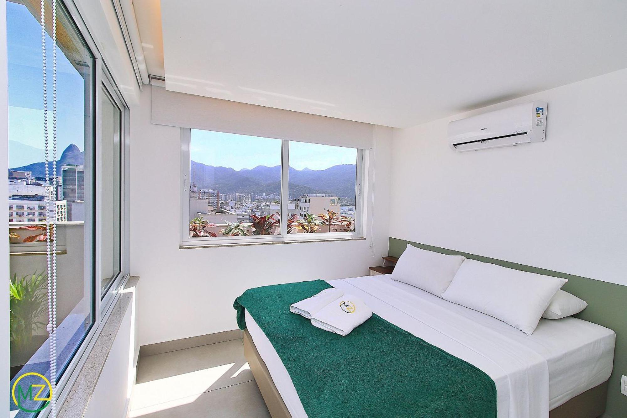 Cobertura Triplex De Luxo No Posto 9 Em Ipanema Rio de Janeiro