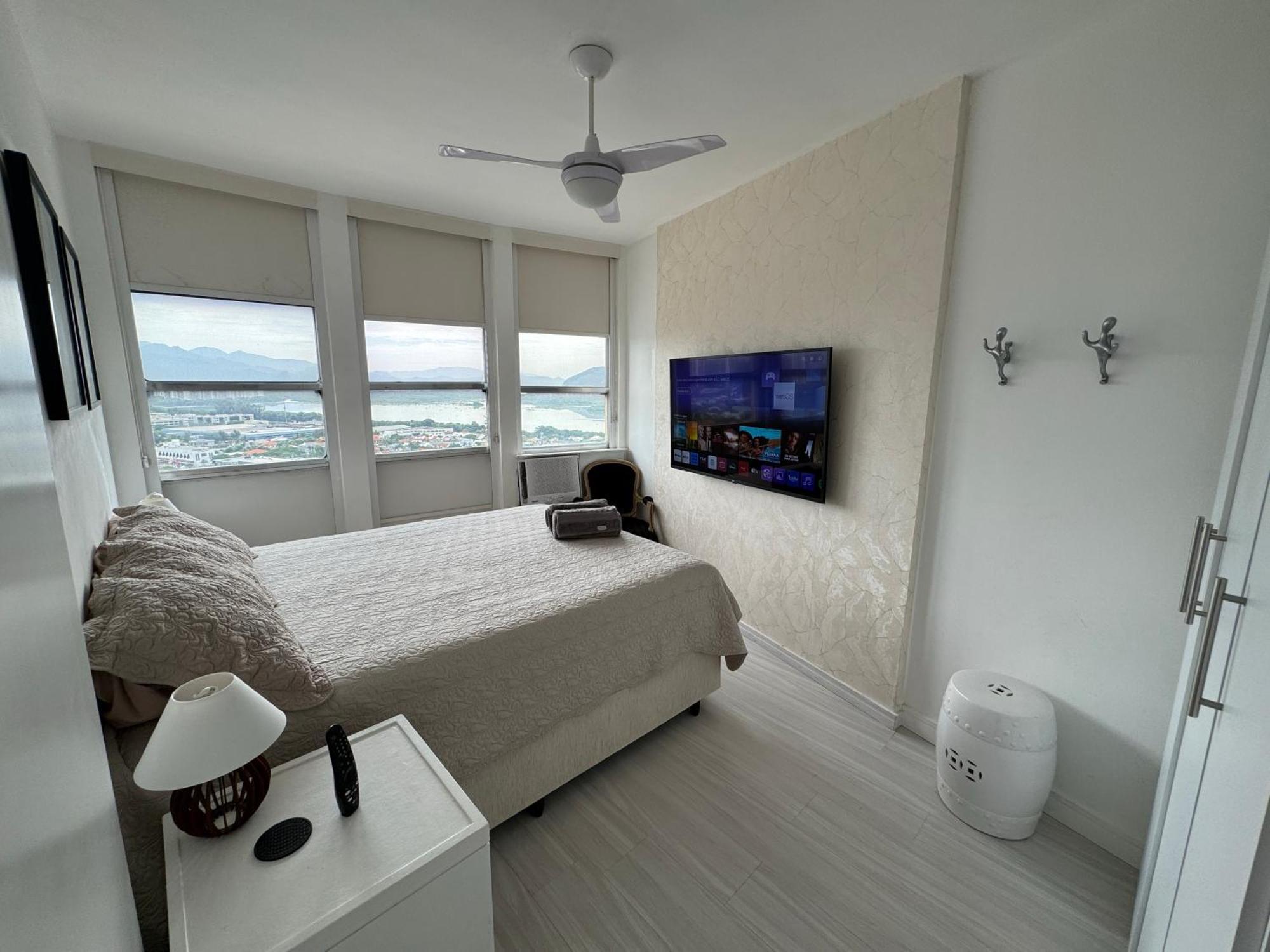 Apartamento Super Com Excelente Localizacao, Proximo A