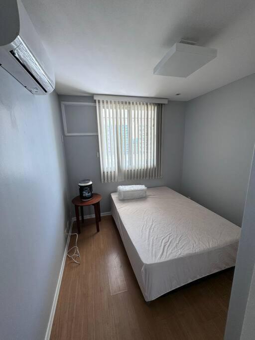 Apartamento Cobertura Linear, 3 Quartos, Peninsula