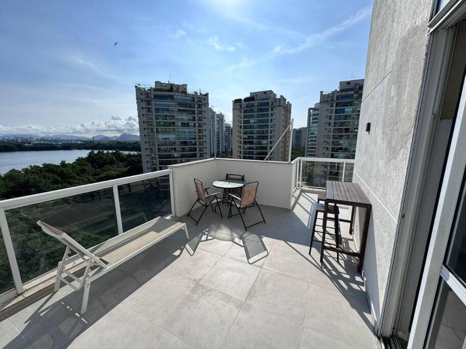 Cobertura Linear, 3 Quartos, Peninsula Apartamento *