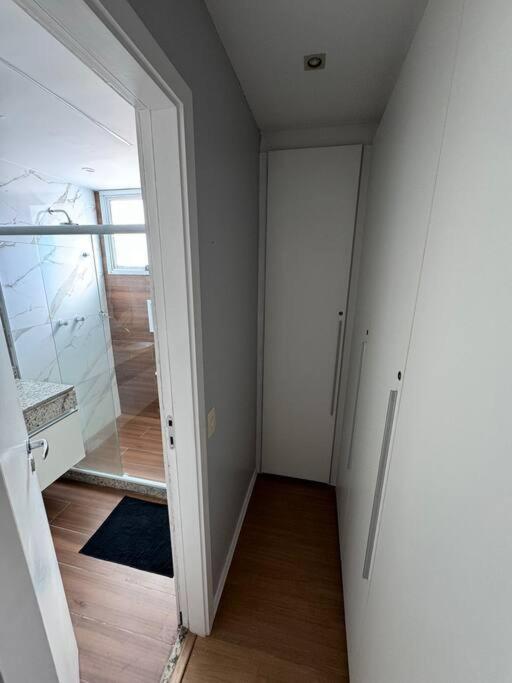 Apartamento Cobertura Linear, 3 Quartos, Peninsula